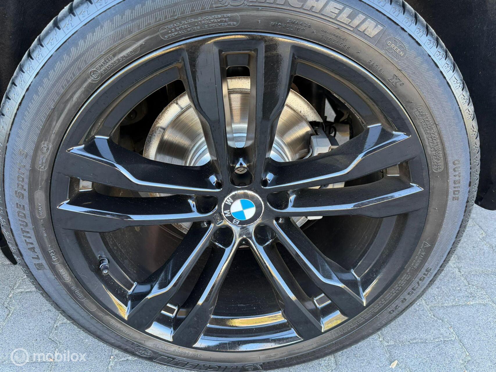 Foto van BMW X5 Xdrive40e