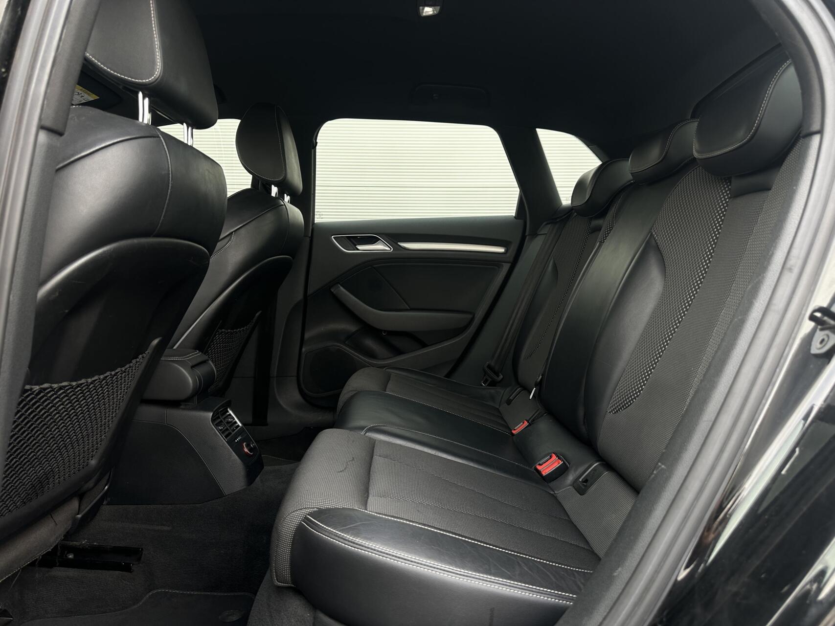 Foto van Audi A3 Sportback E-tron
