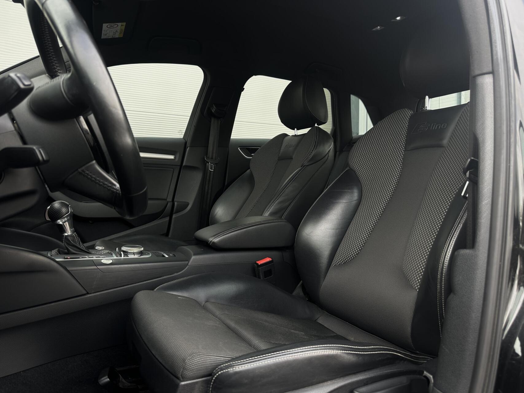 Foto van Audi A3 Sportback E-tron