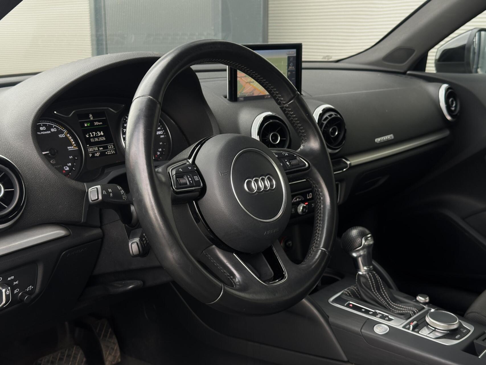 Foto van Audi A3 Sportback E-tron