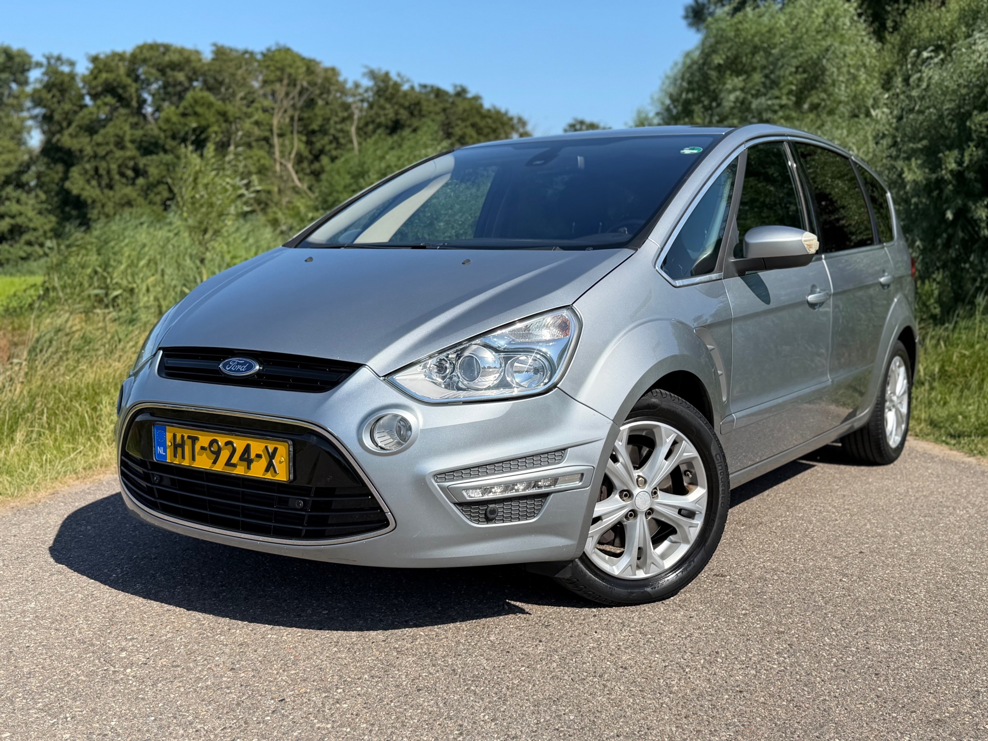Foto van Ford S-max