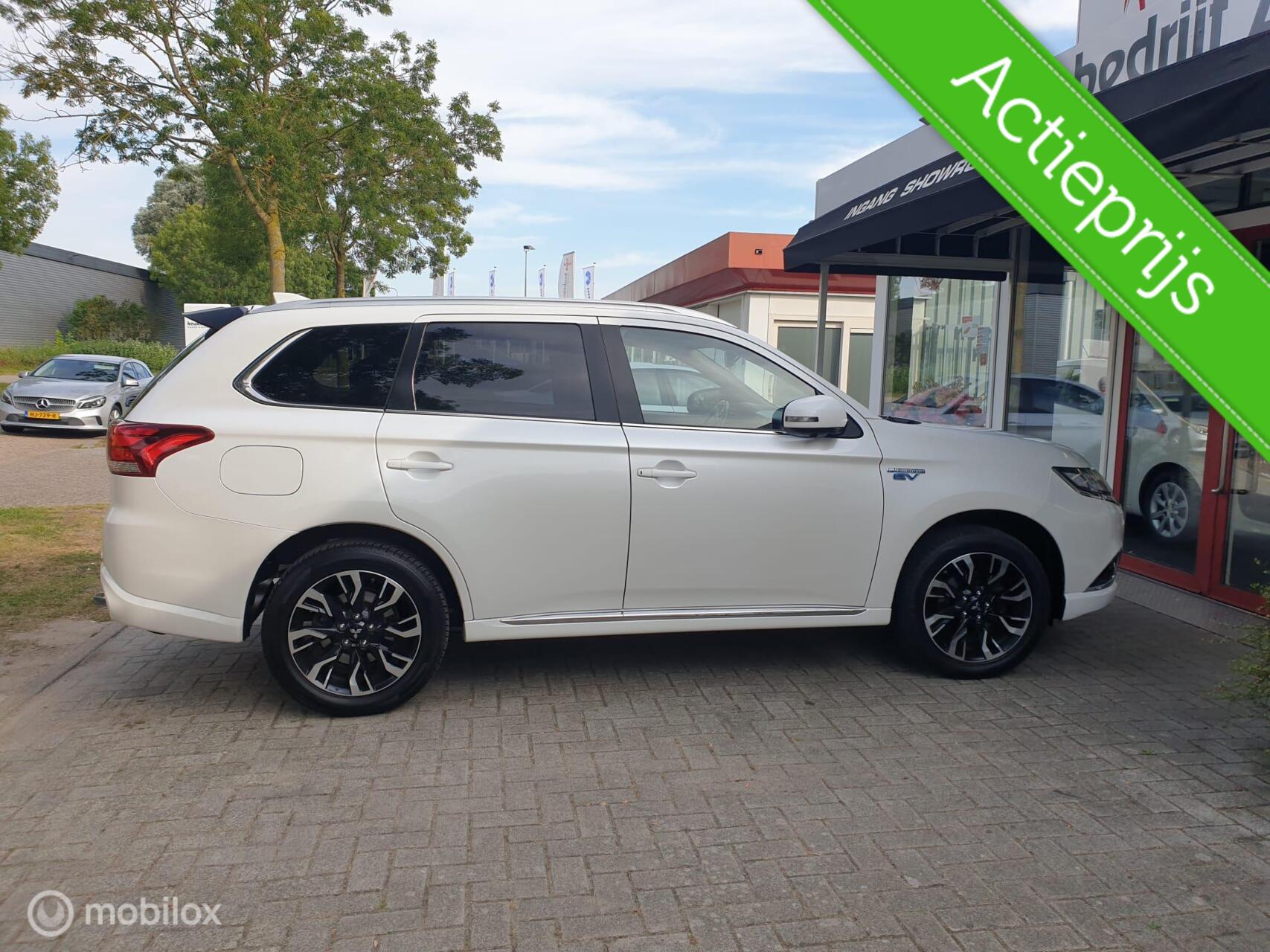 Foto van Mitsubishi Mitsubishi Outlander
