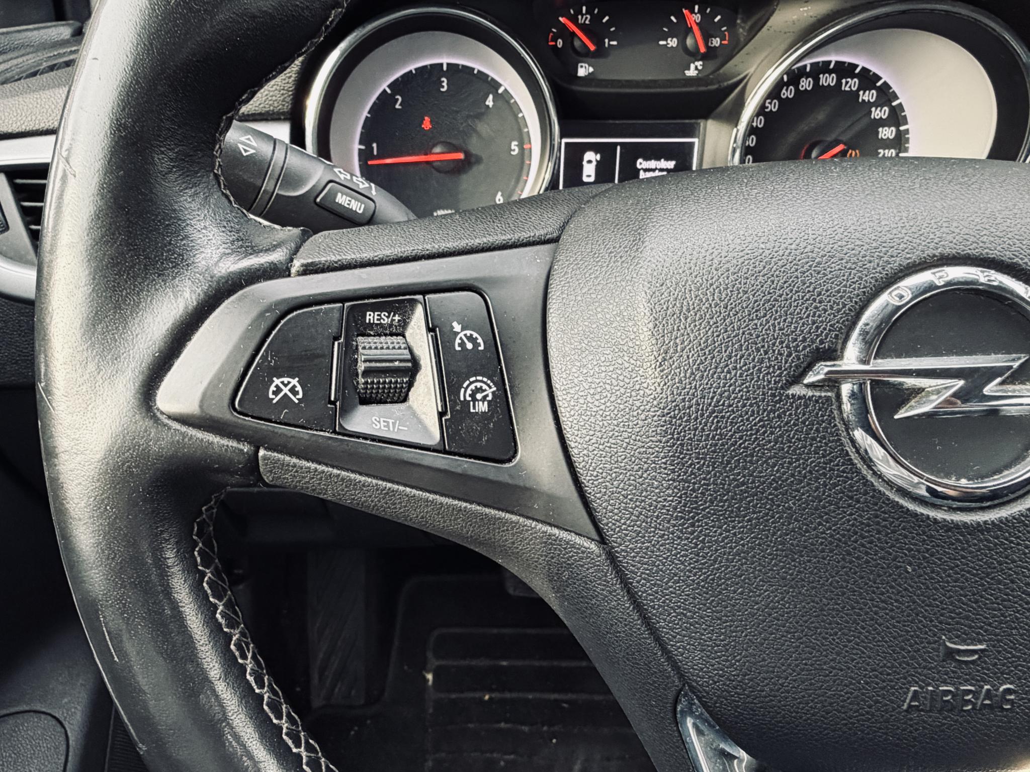 Foto van Opel Astra Sports Tourer