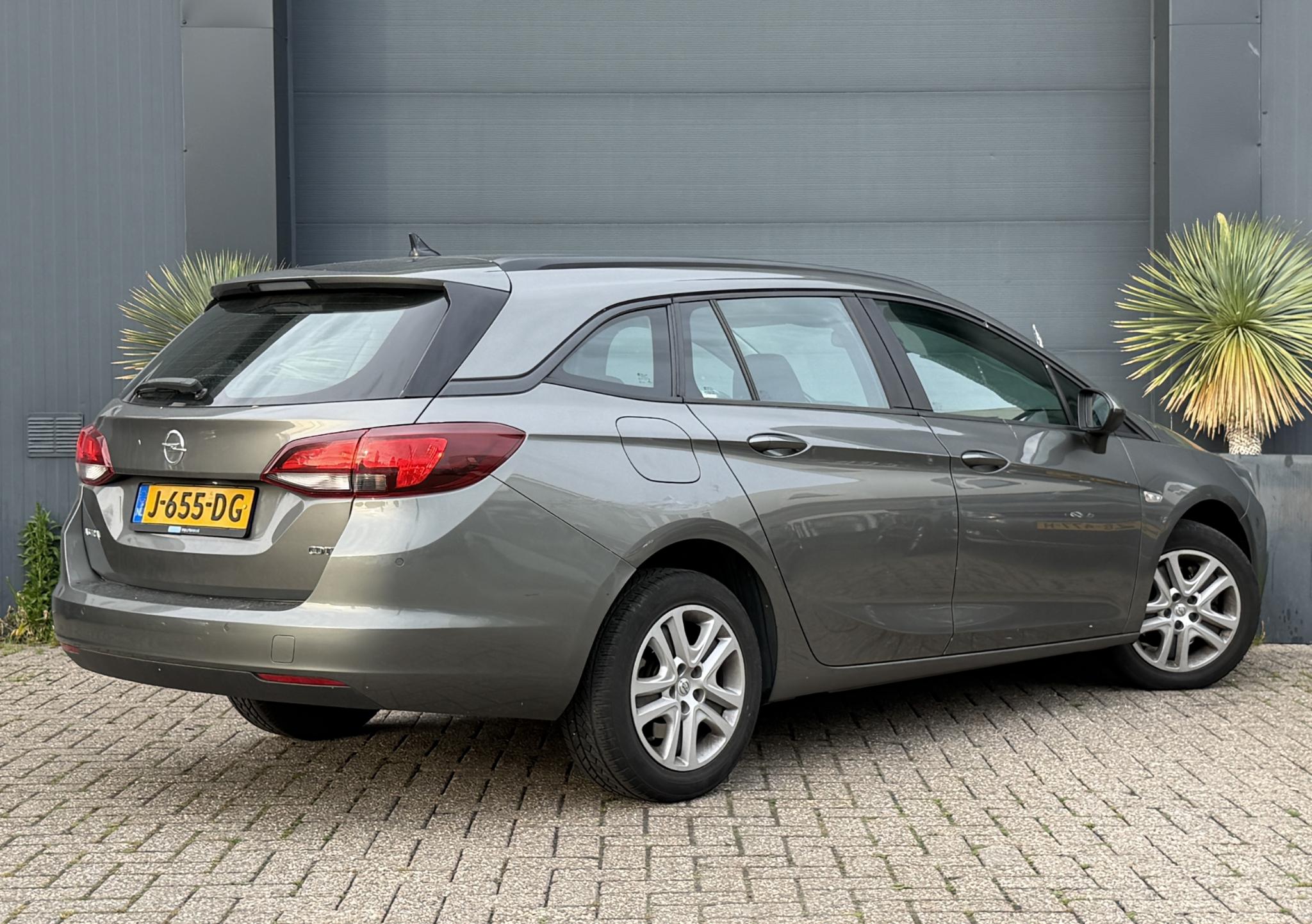 Foto van Opel Astra Sports Tourer