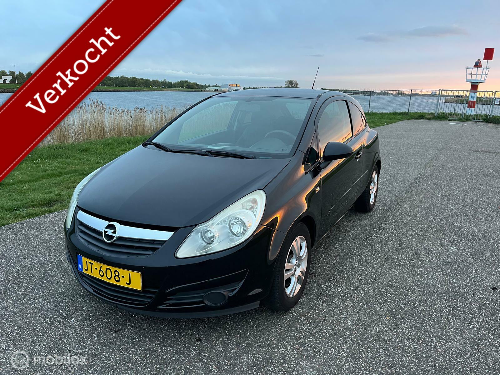 Opel Corsa 1.0-12V Business 2007 - voorkant