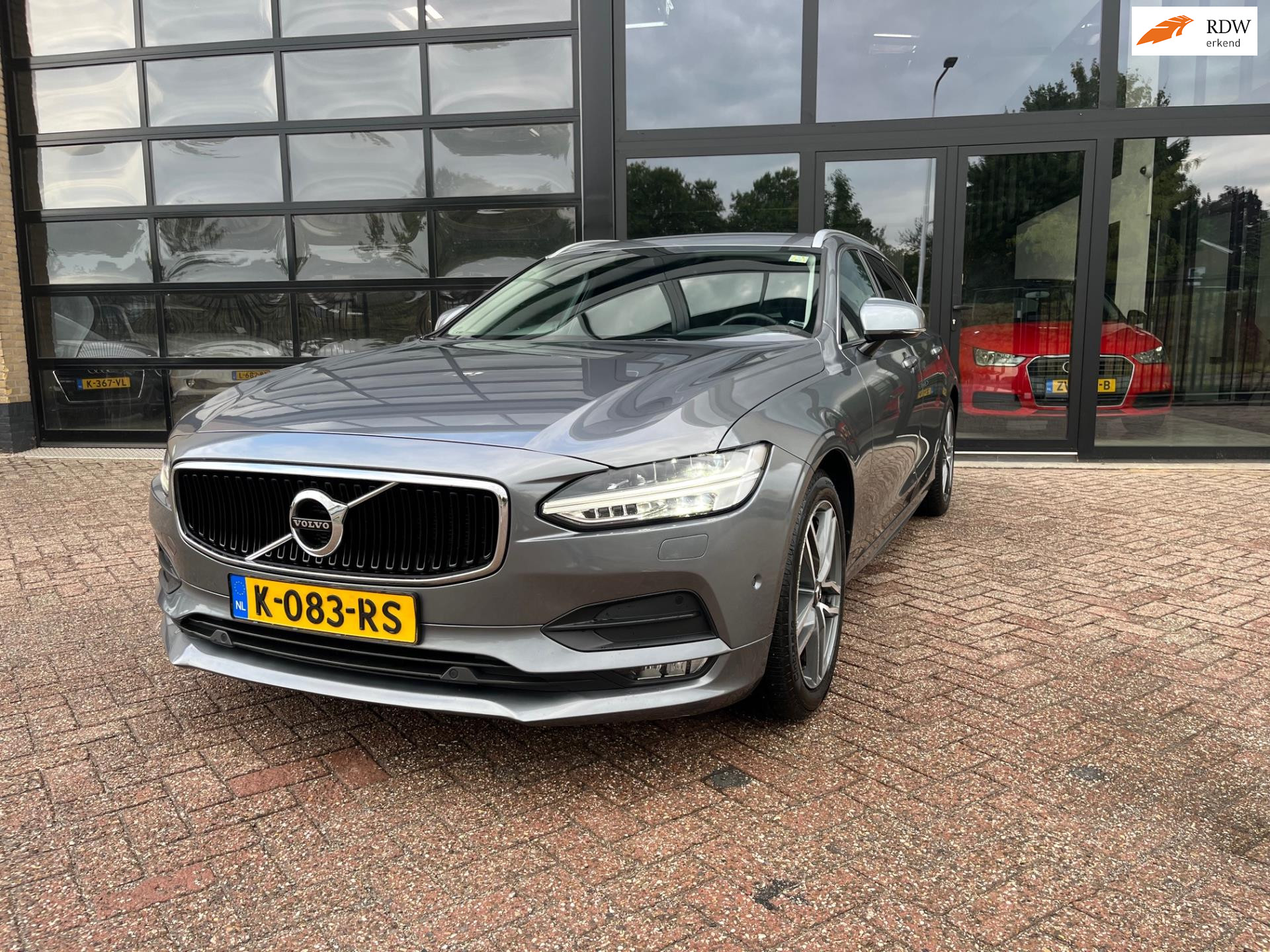 Volvo V90 2.0 D3 Inscription, Automaat, Leer,Camera 2019 - voorkant