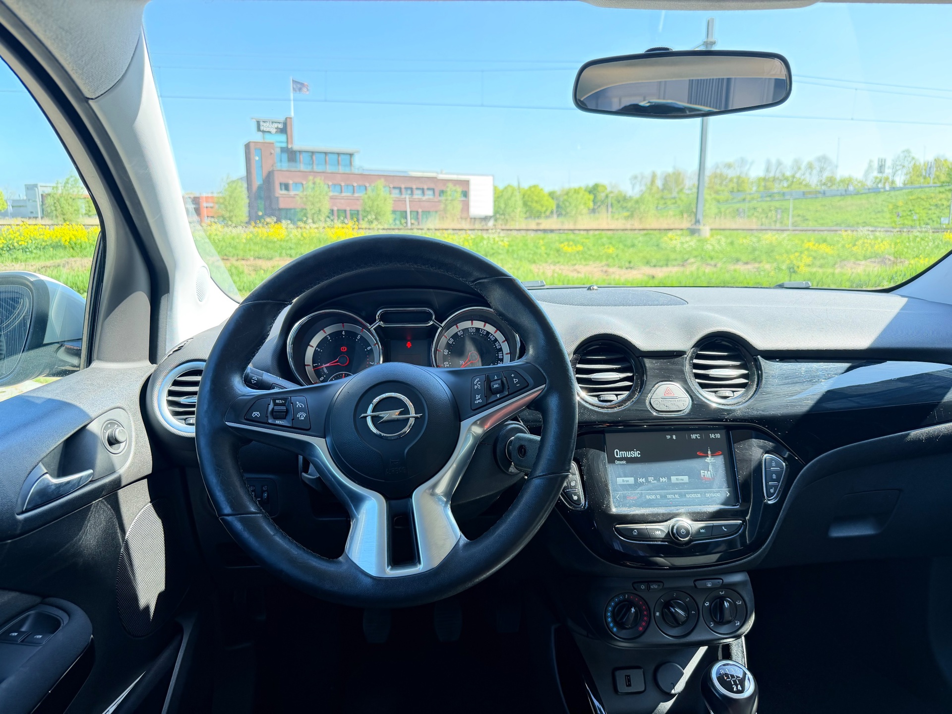 Foto van Opel Adam