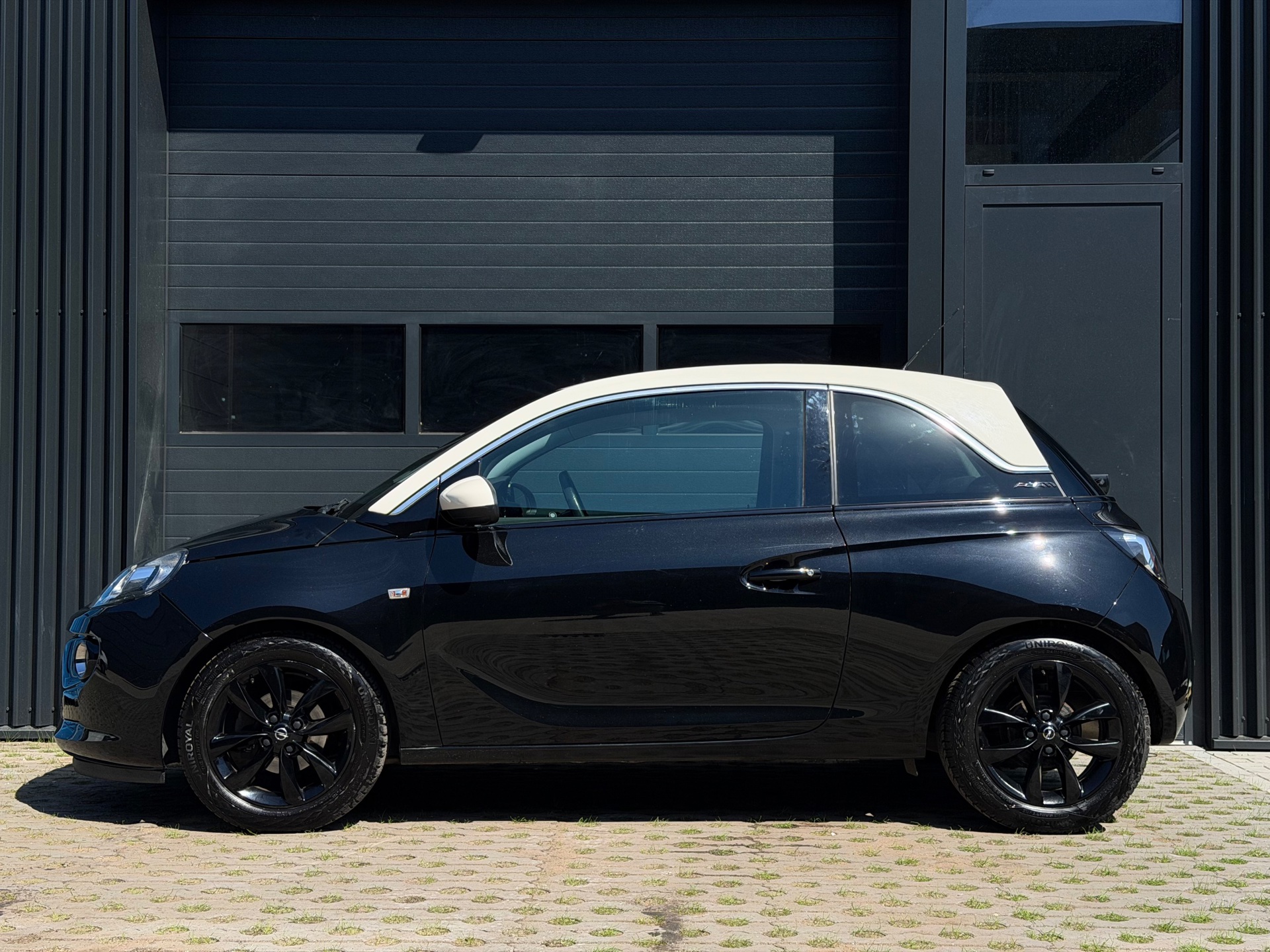 Foto van Opel Adam