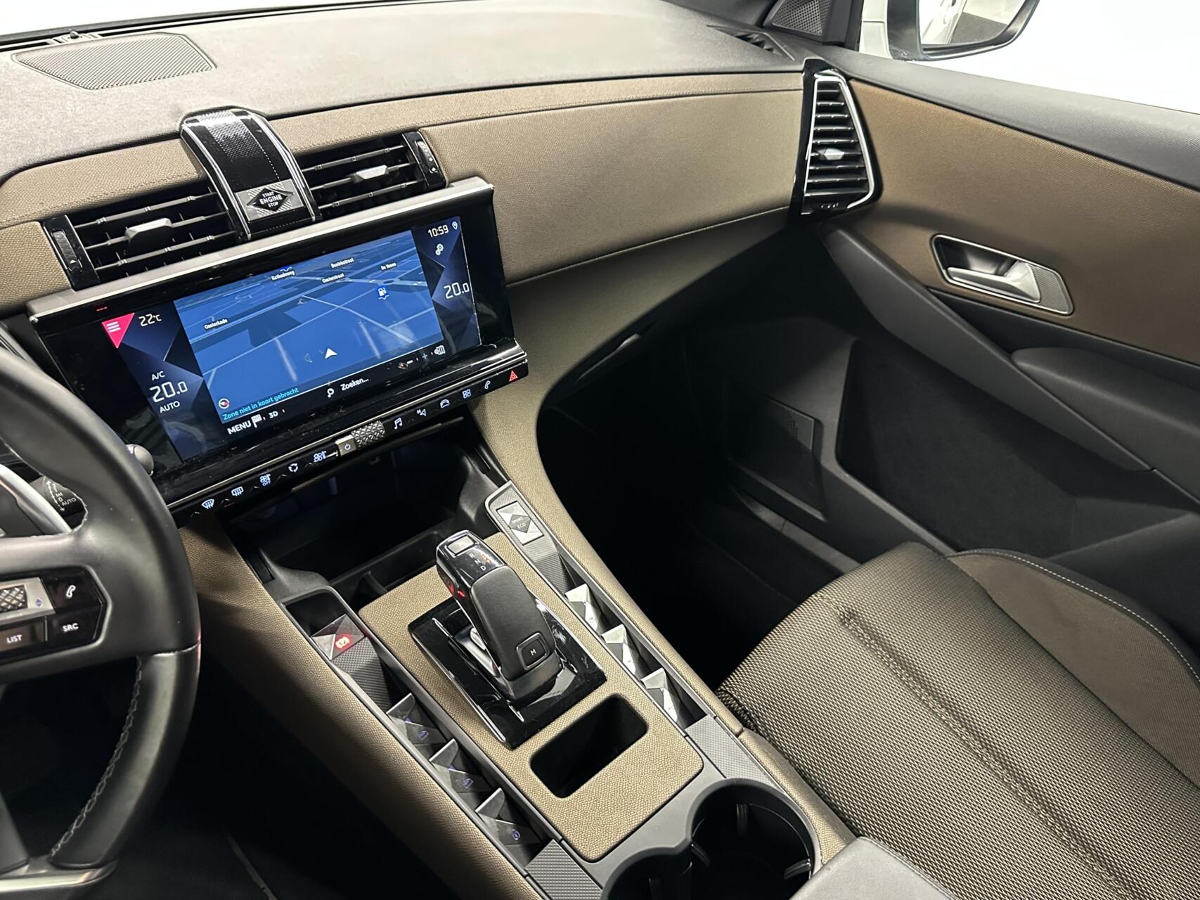 Foto van DS DS 7 Crossback