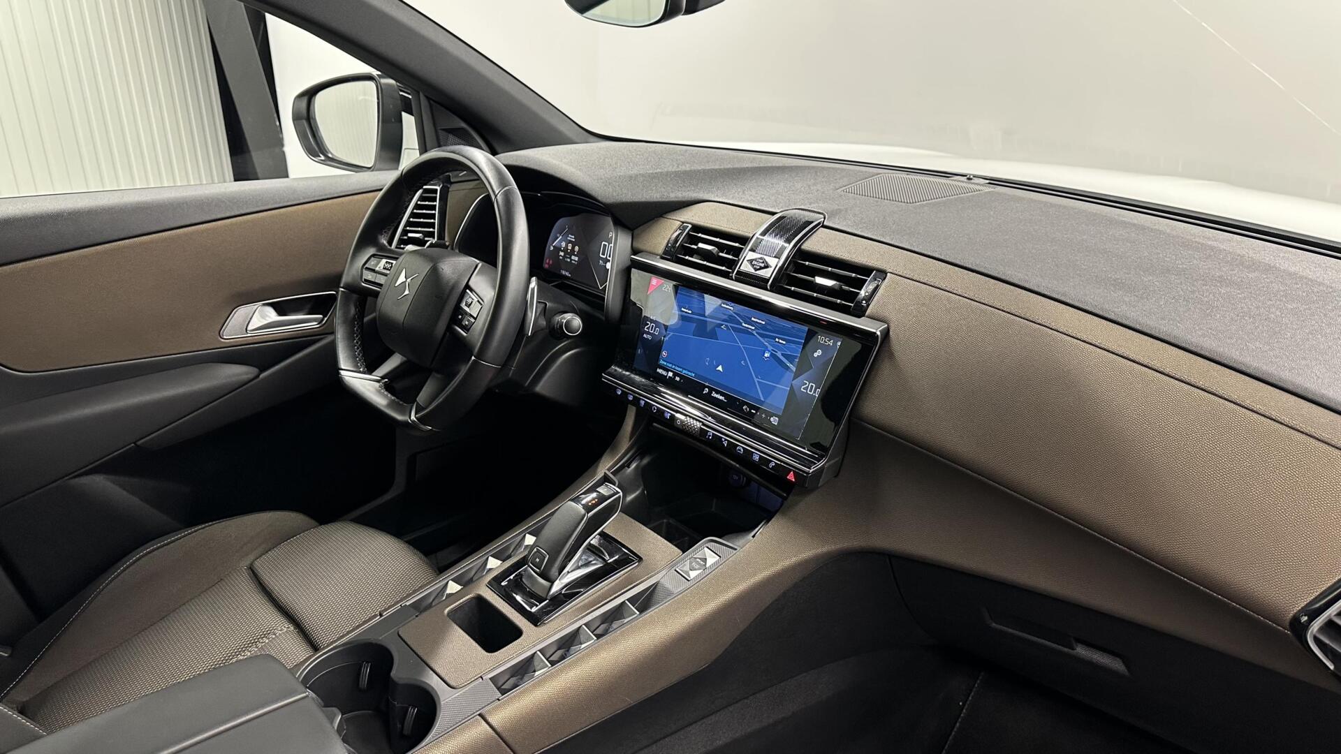 Foto van DS DS 7 Crossback