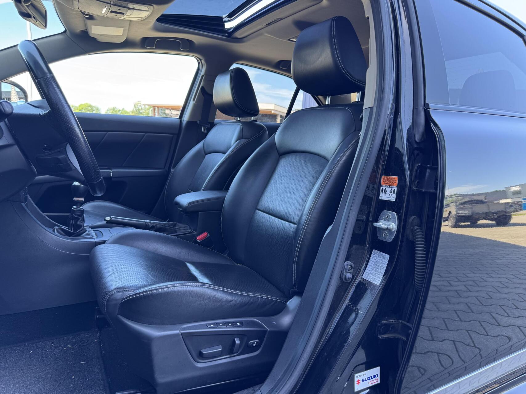 Foto van Suzuki Kizashi