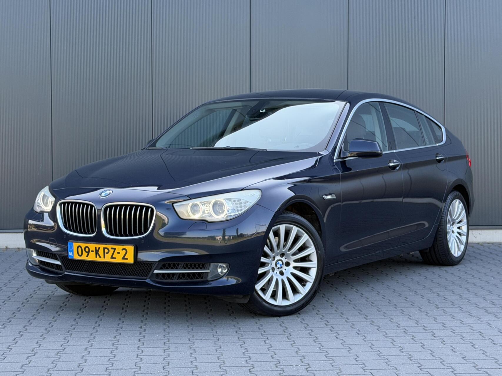 BMW 535i 535I Executive Leder - Navi - Xenon - Keurig Onderhouden 2010 - voorkant