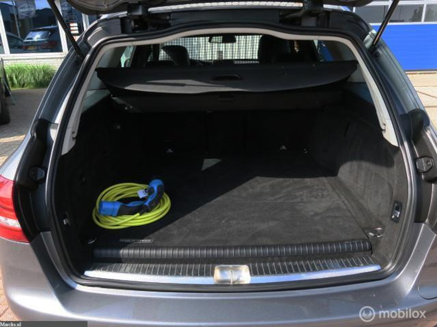 Foto van Mercedes-Benz C 350 E