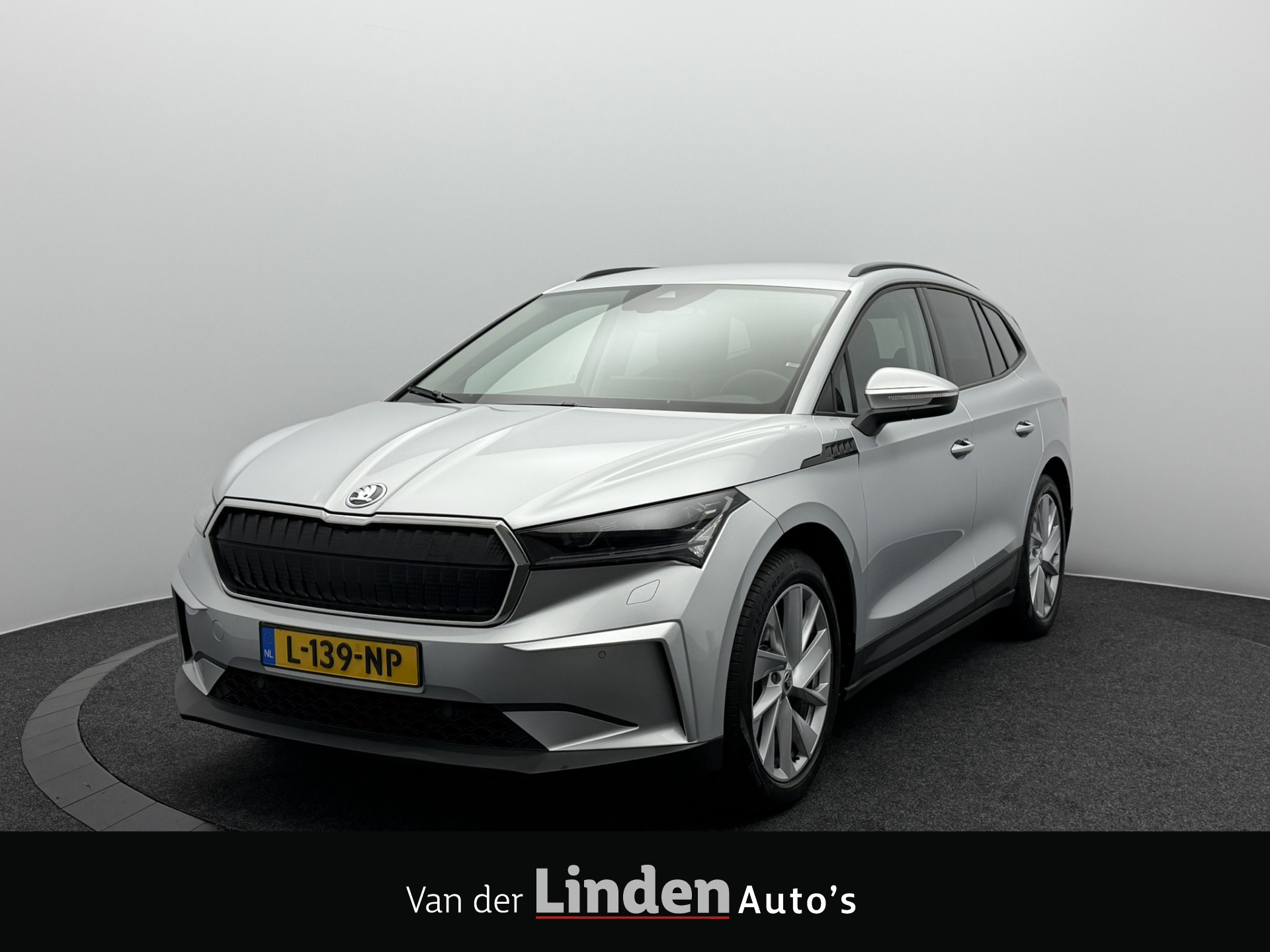 Skoda Enyaq 60 60 First Edition SOH 94,1% | Warmtepomp | Trekhaak | Matrix Led | Stoel/Stuurverwarming | Camera | Navigatie 2021 - voorkant