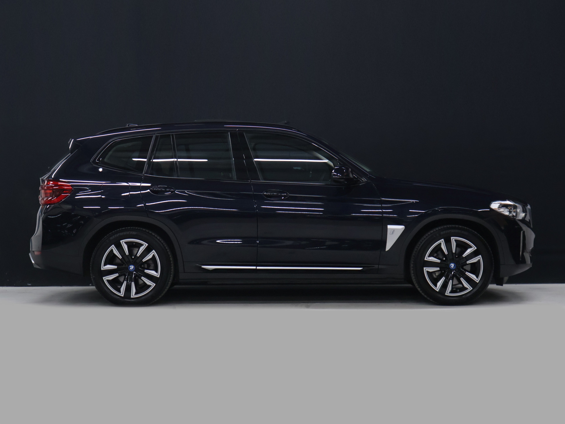 Foto van BMW Ix3
