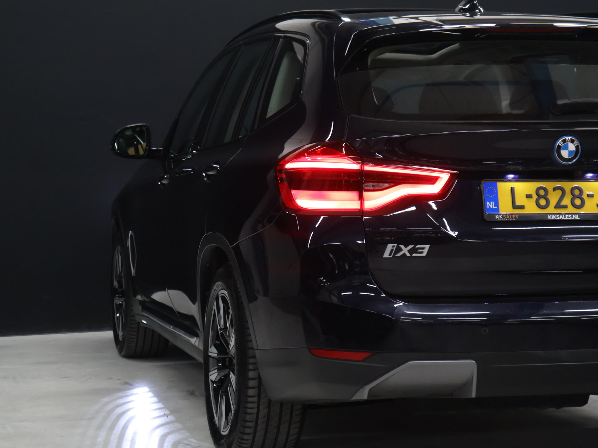 Foto van BMW Ix3