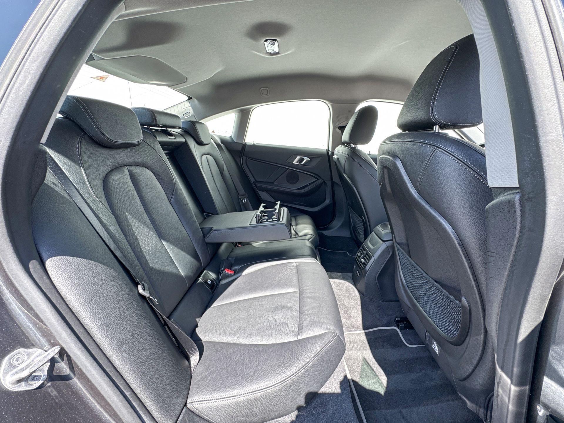 Foto van BMW 218i
