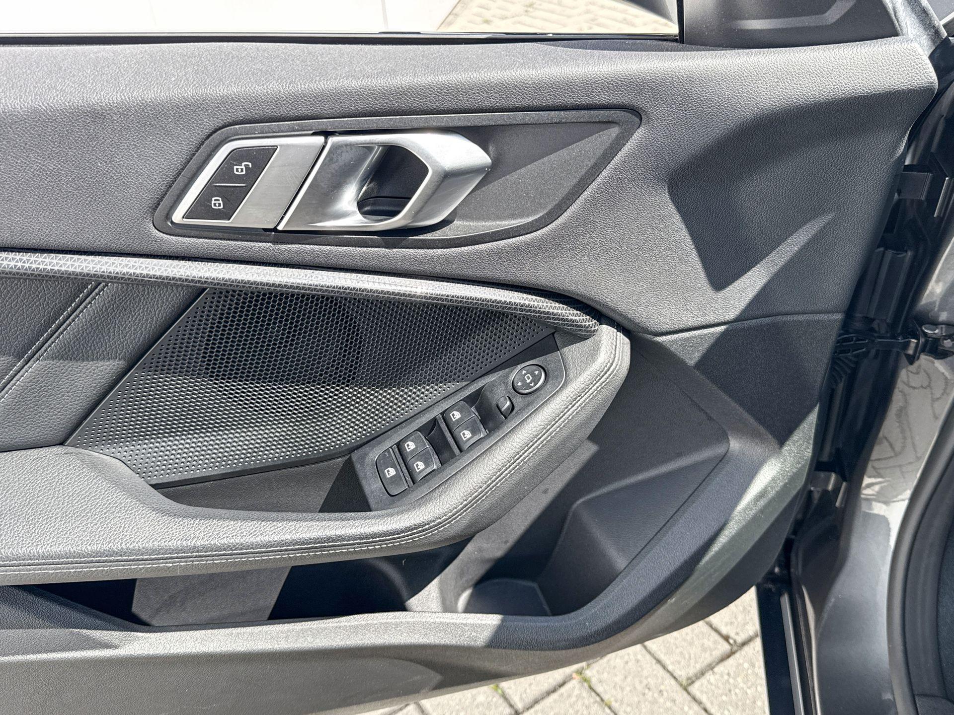 Foto van BMW 218i