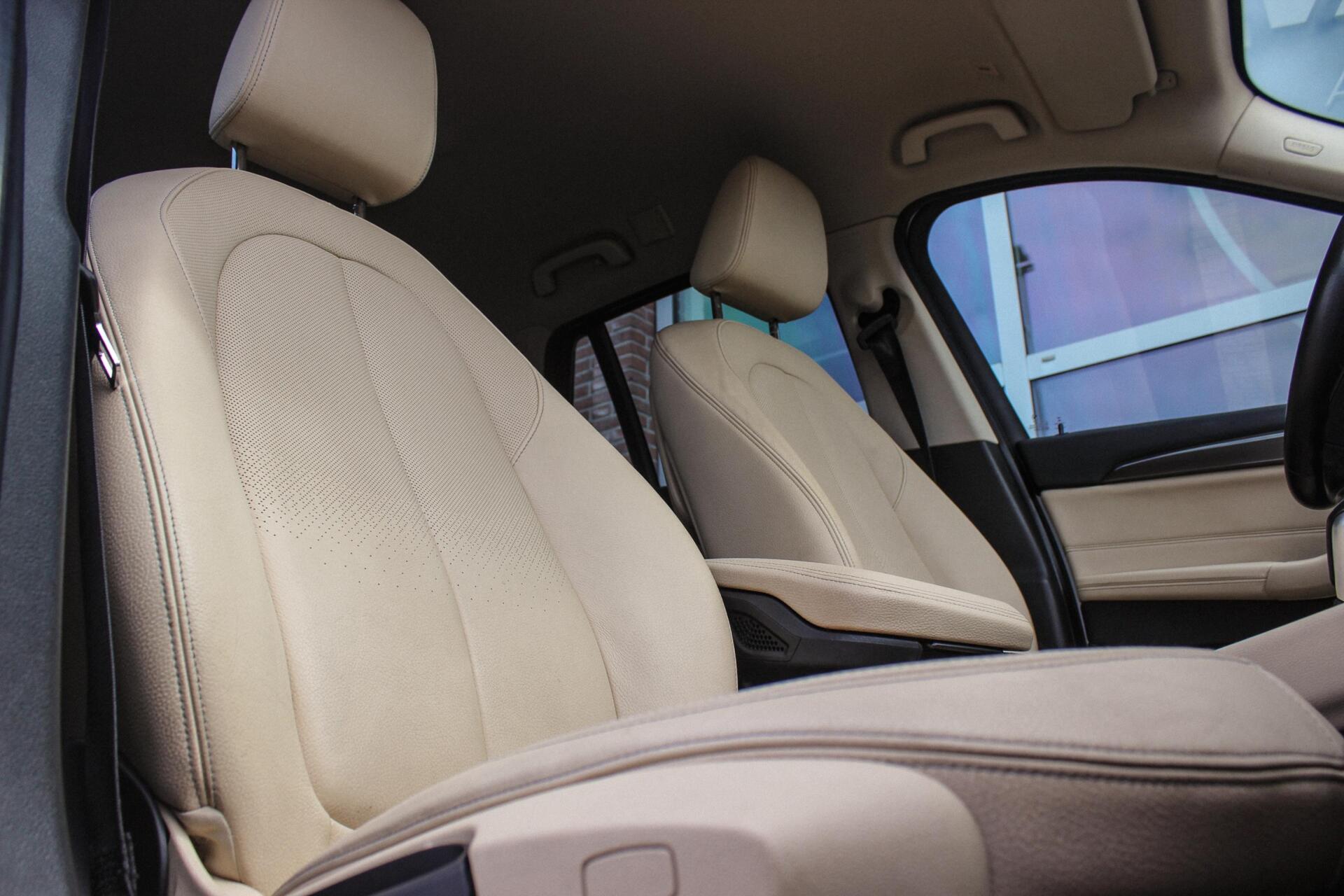 Foto van BMW X1 Sdrive18i
