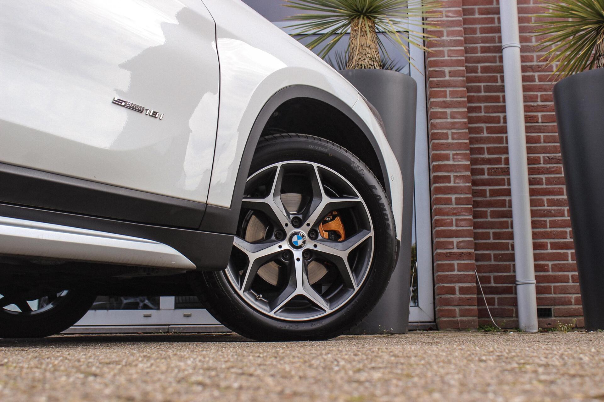 Foto van BMW X1 Sdrive18i