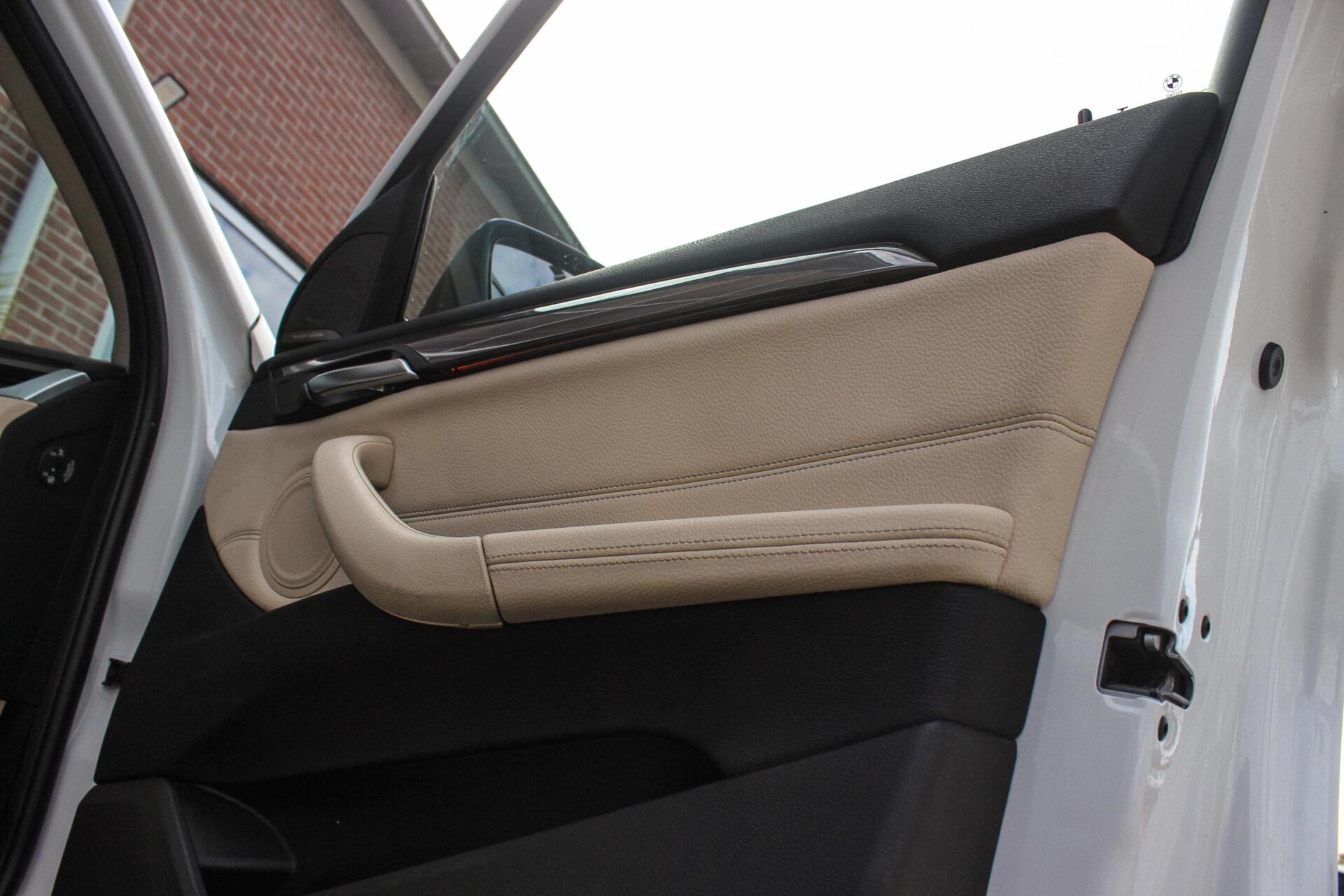 Foto van BMW X1 Sdrive18i