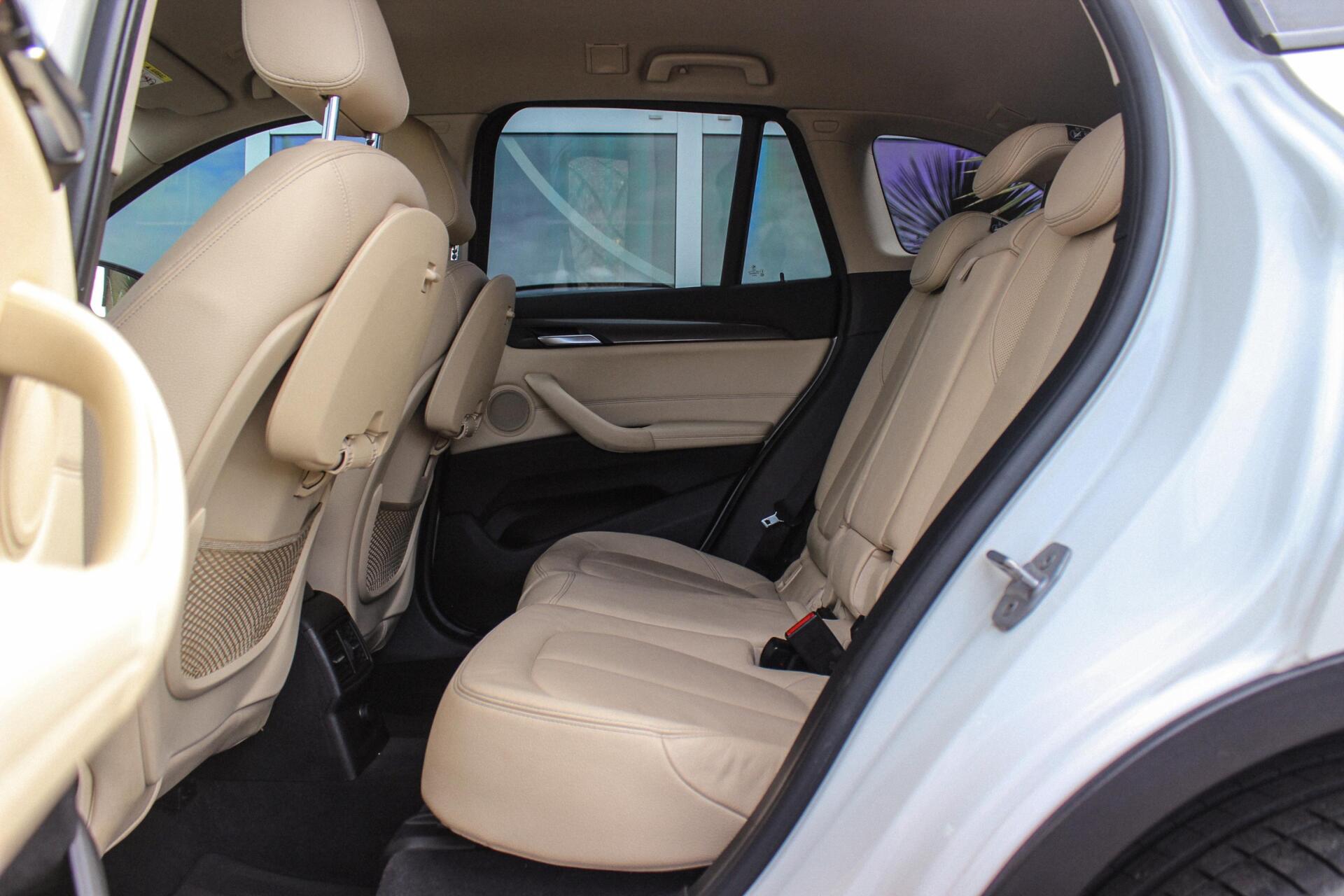 Foto van BMW X1 Sdrive18i