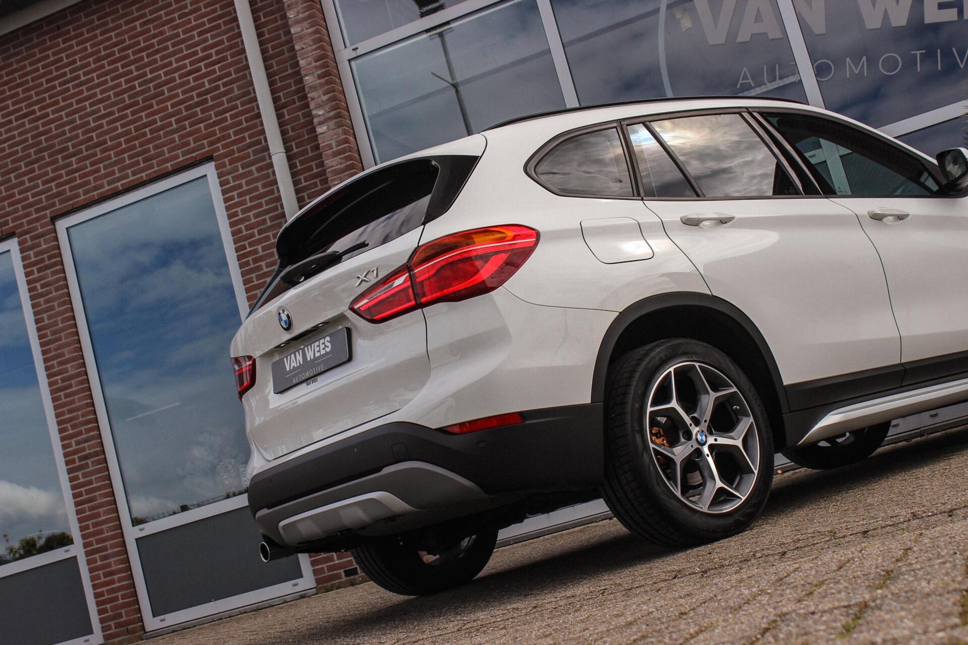Foto van BMW X1 Sdrive18i