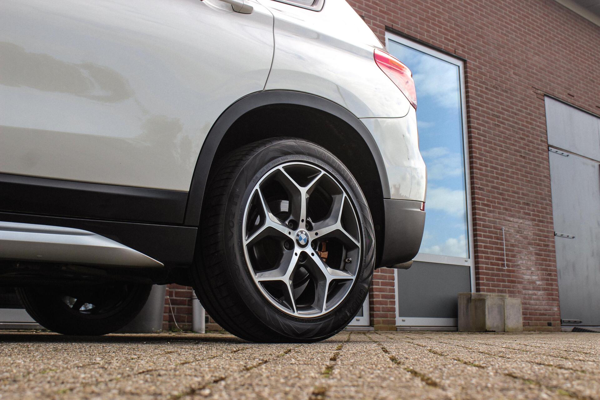 Foto van BMW X1 Sdrive18i