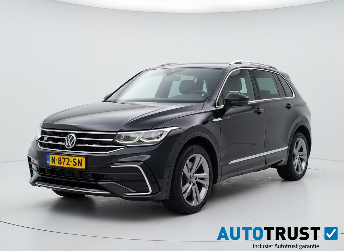 Volkswagen Tiguan 1.5 TSI R-Line STOEL/STUURVERW. TREKHAAK DIGIDASH 2022 - voorkant
