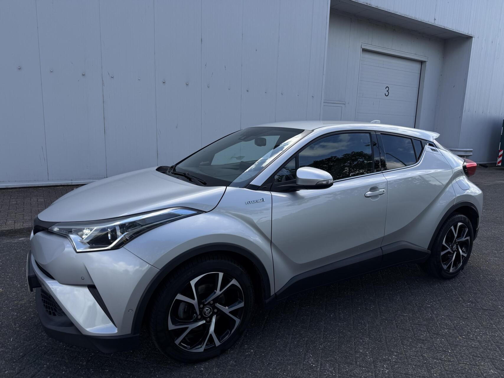 Foto van Toyota Toyota C-hr