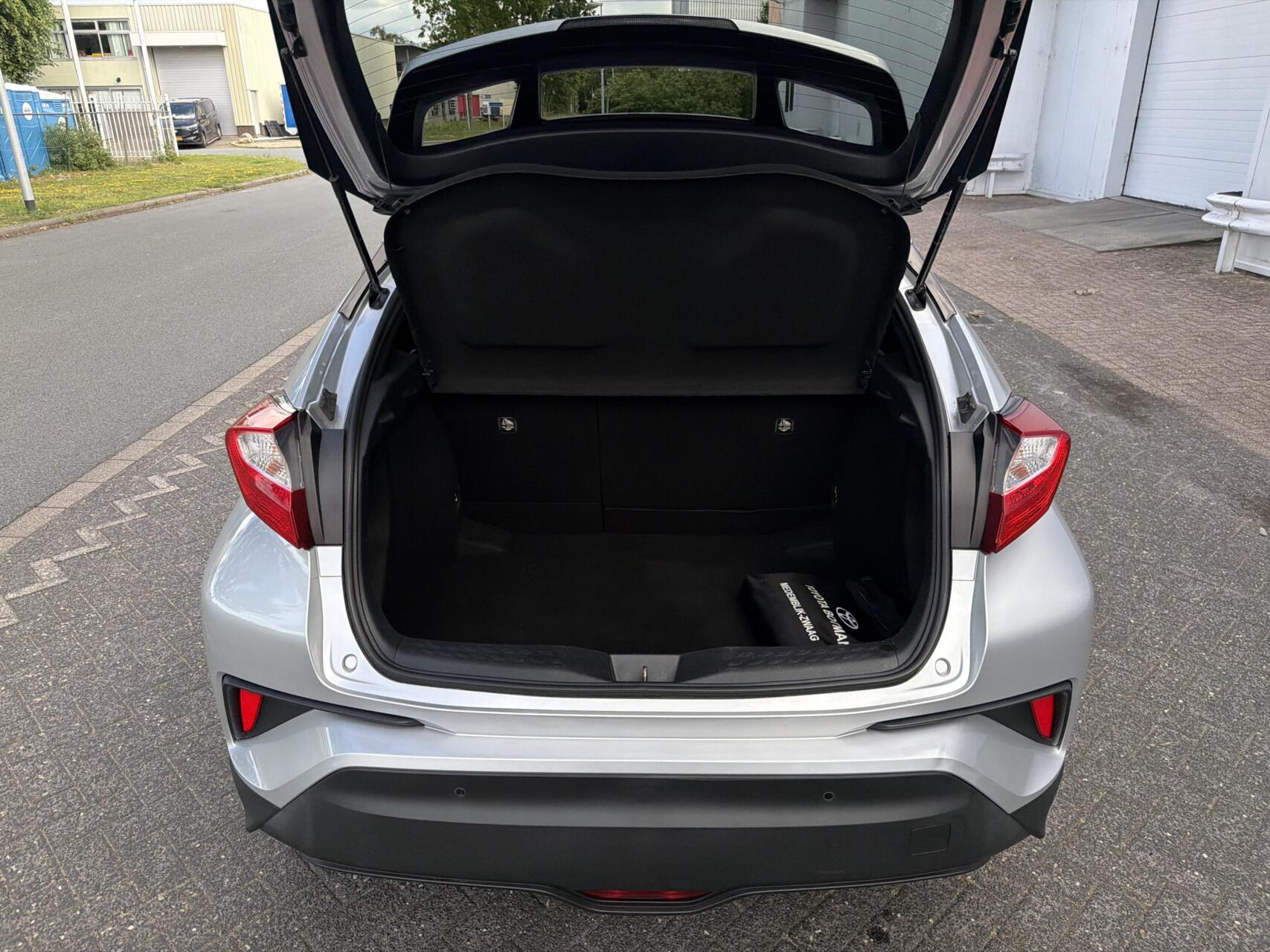 Foto van Toyota Toyota C-hr