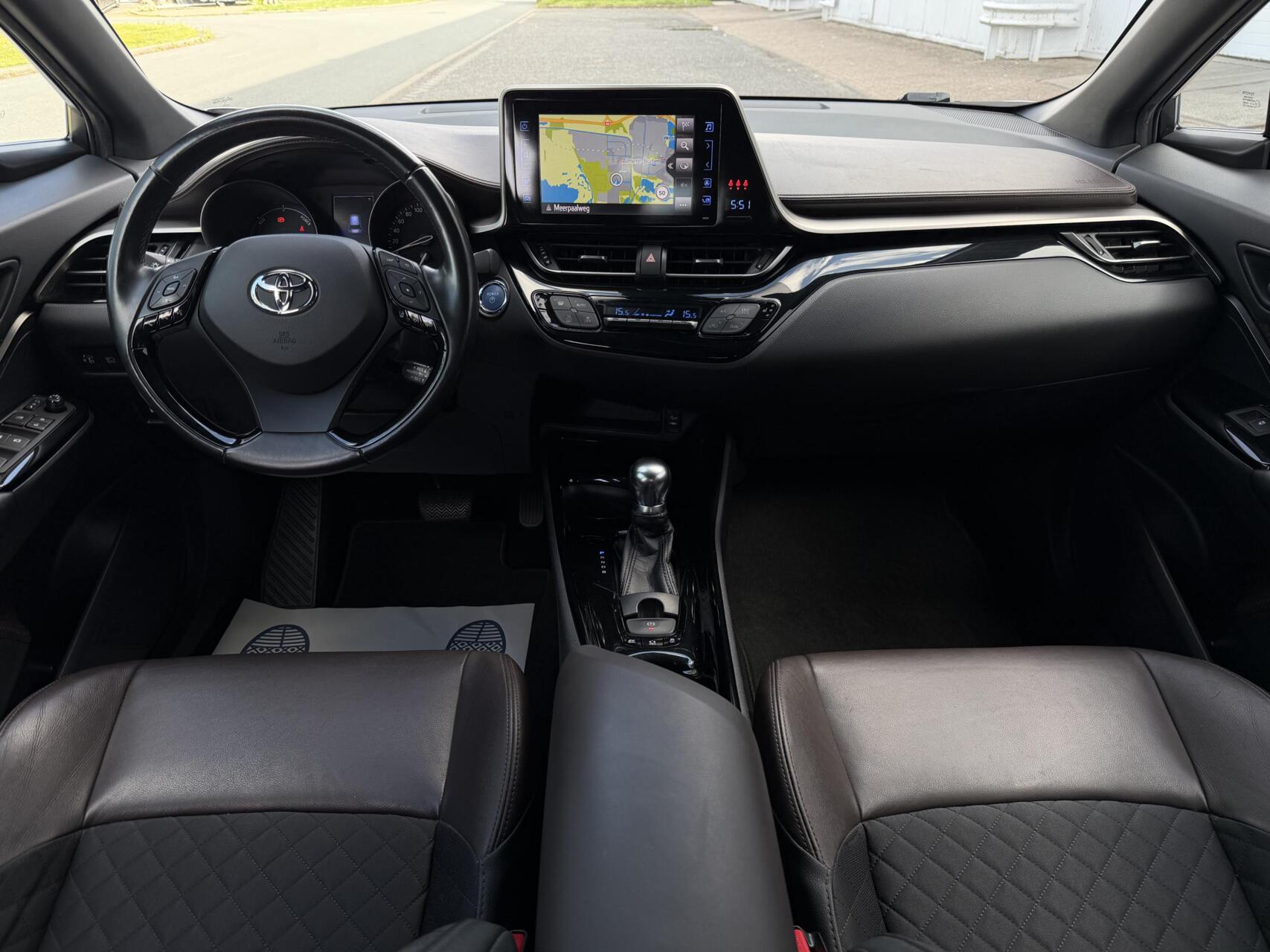 Foto van Toyota Toyota C-hr