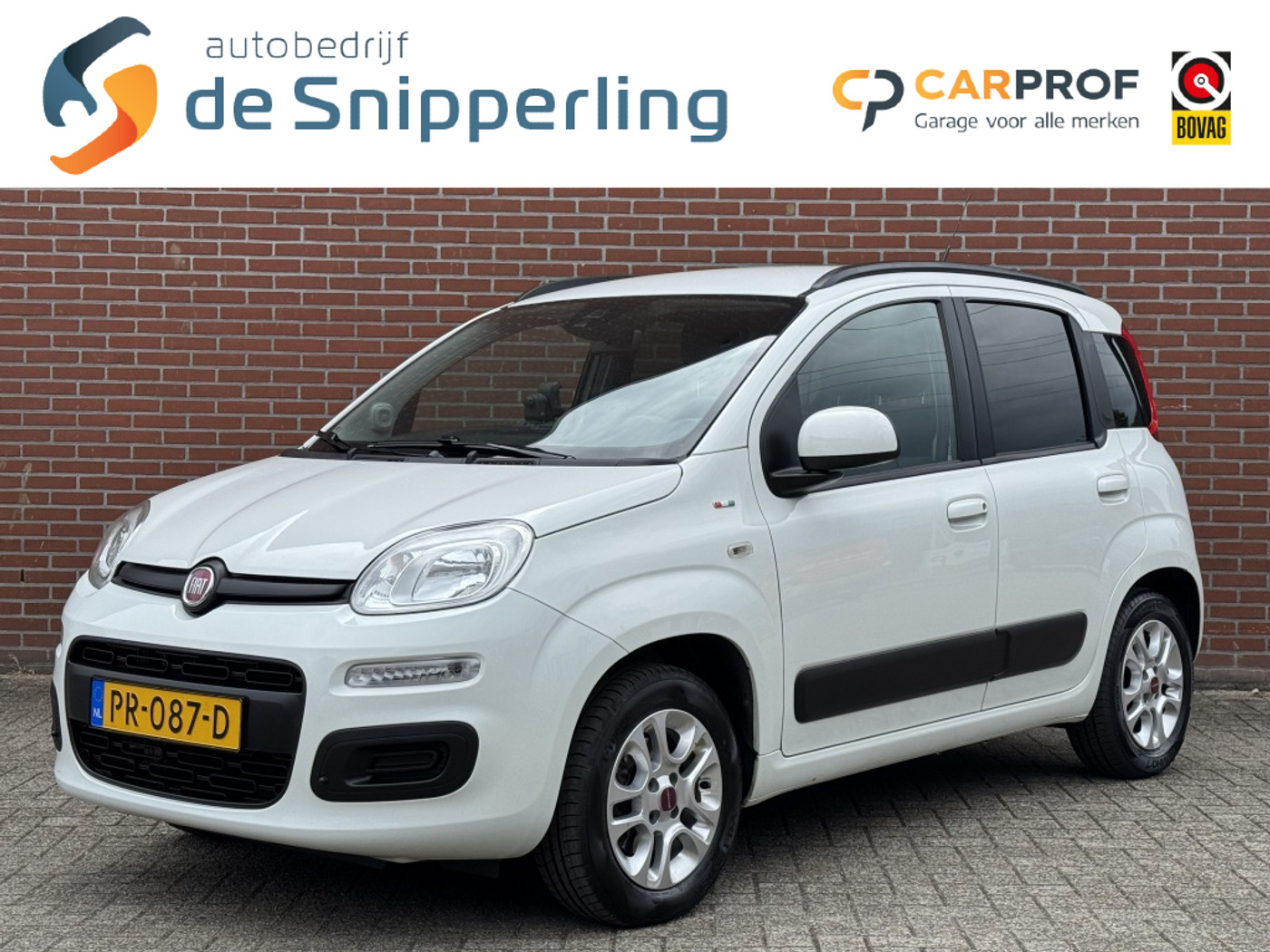 Fiat Panda 0.9 TwinAir Lounge 80PK AUTOMAAT CLIMA PDC LMV BLUETOOTH 2017 - voorkant