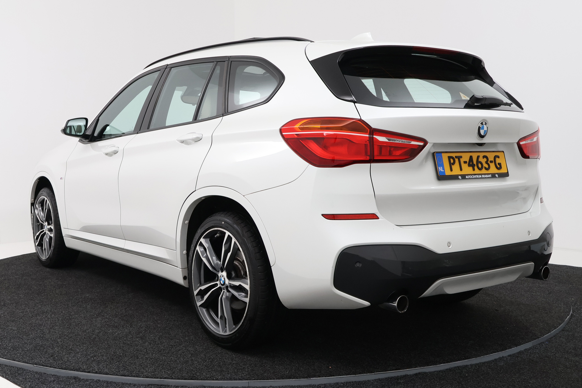 Foto van BMW X1 Sdrive20i