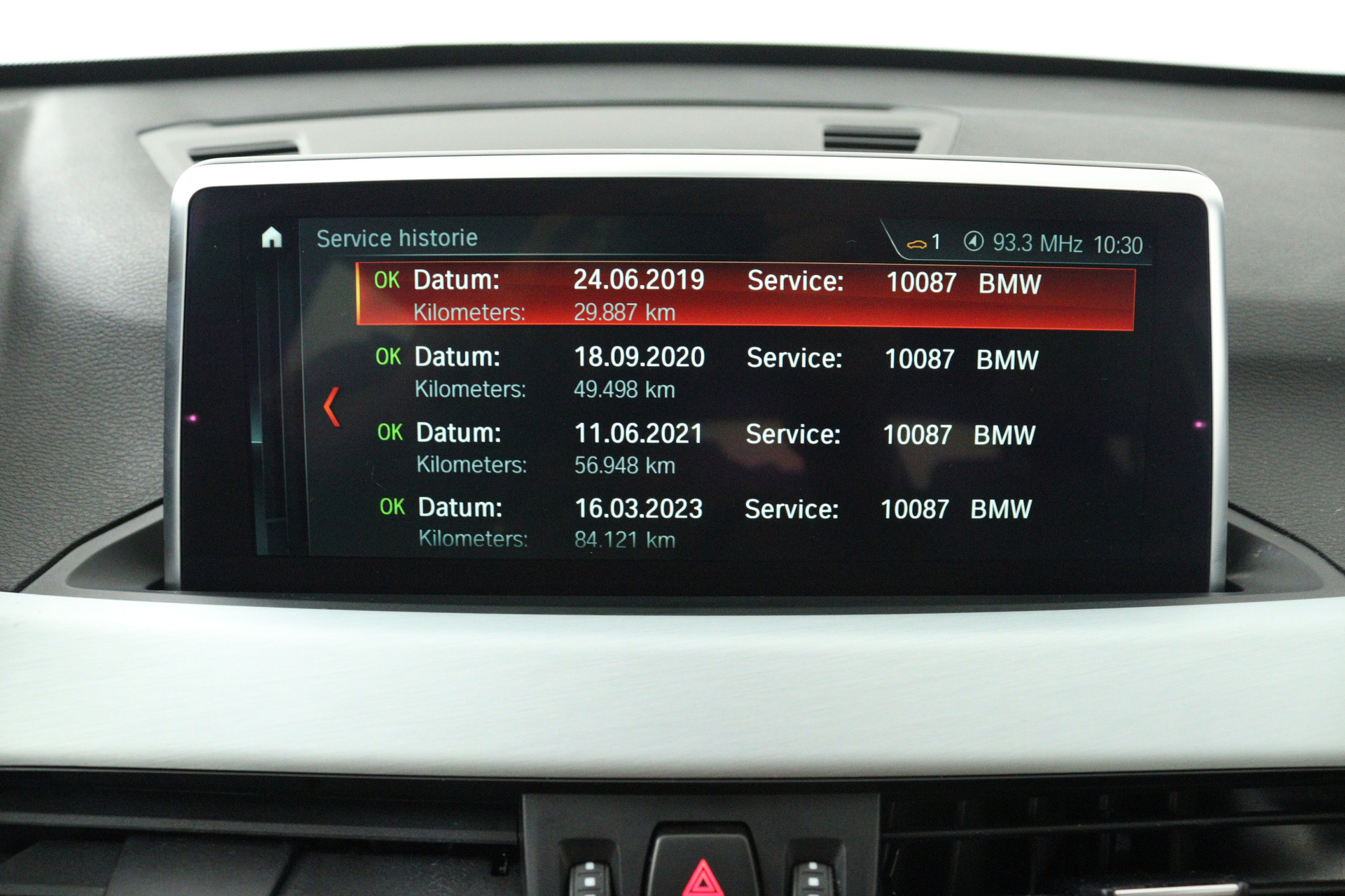 Foto van BMW X1 Sdrive20i