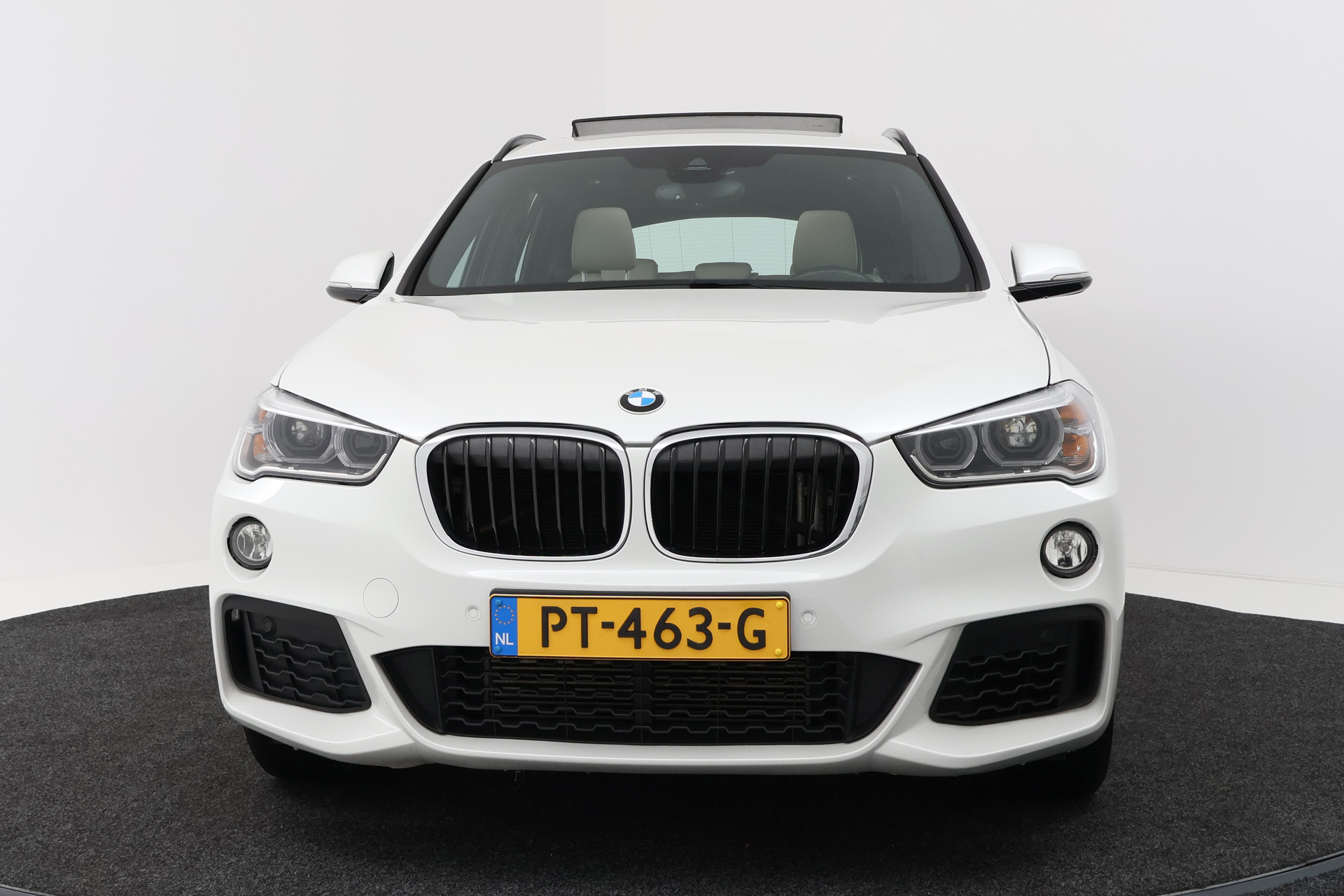 Foto van BMW X1 Sdrive20i