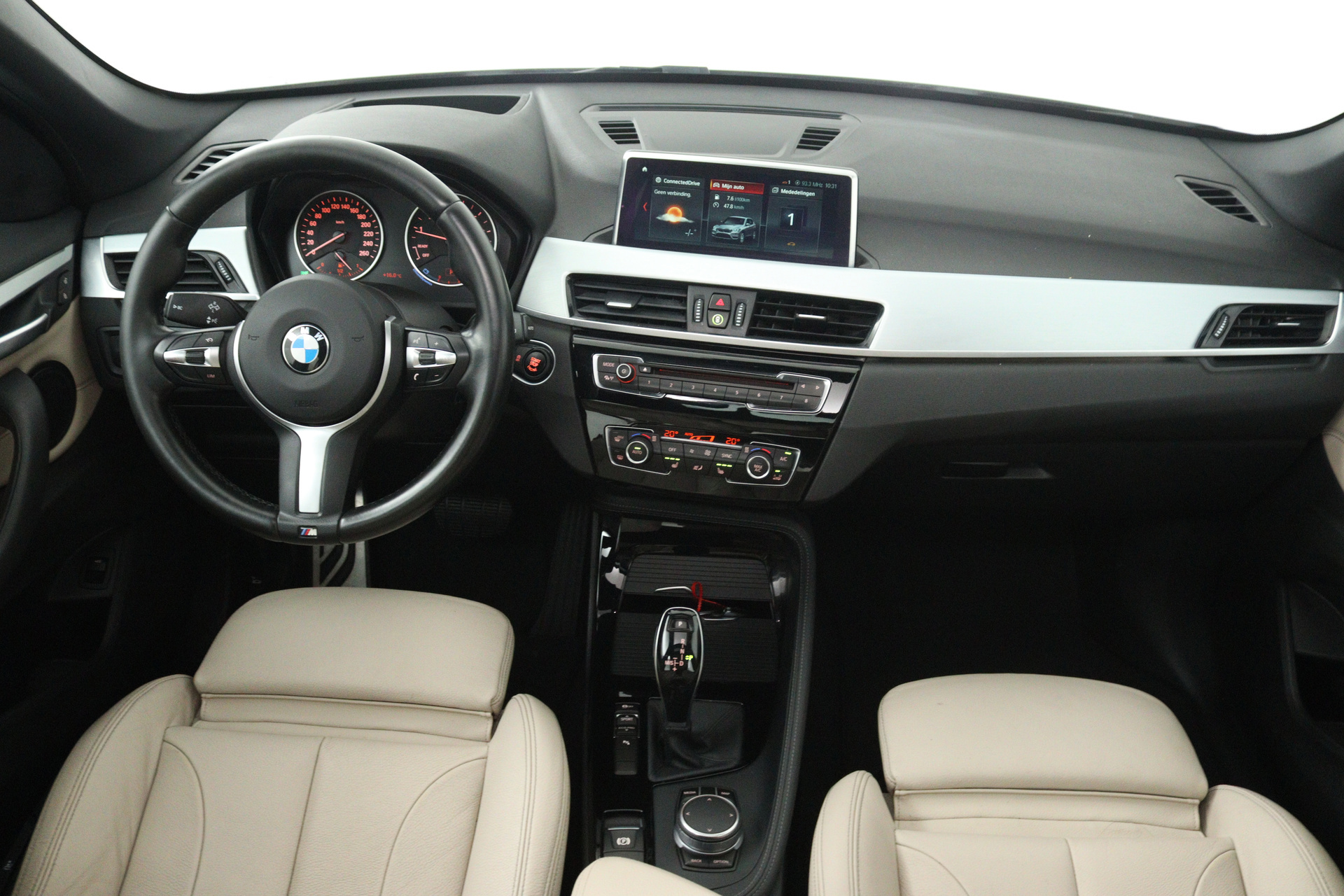 Foto van BMW X1 Sdrive20i