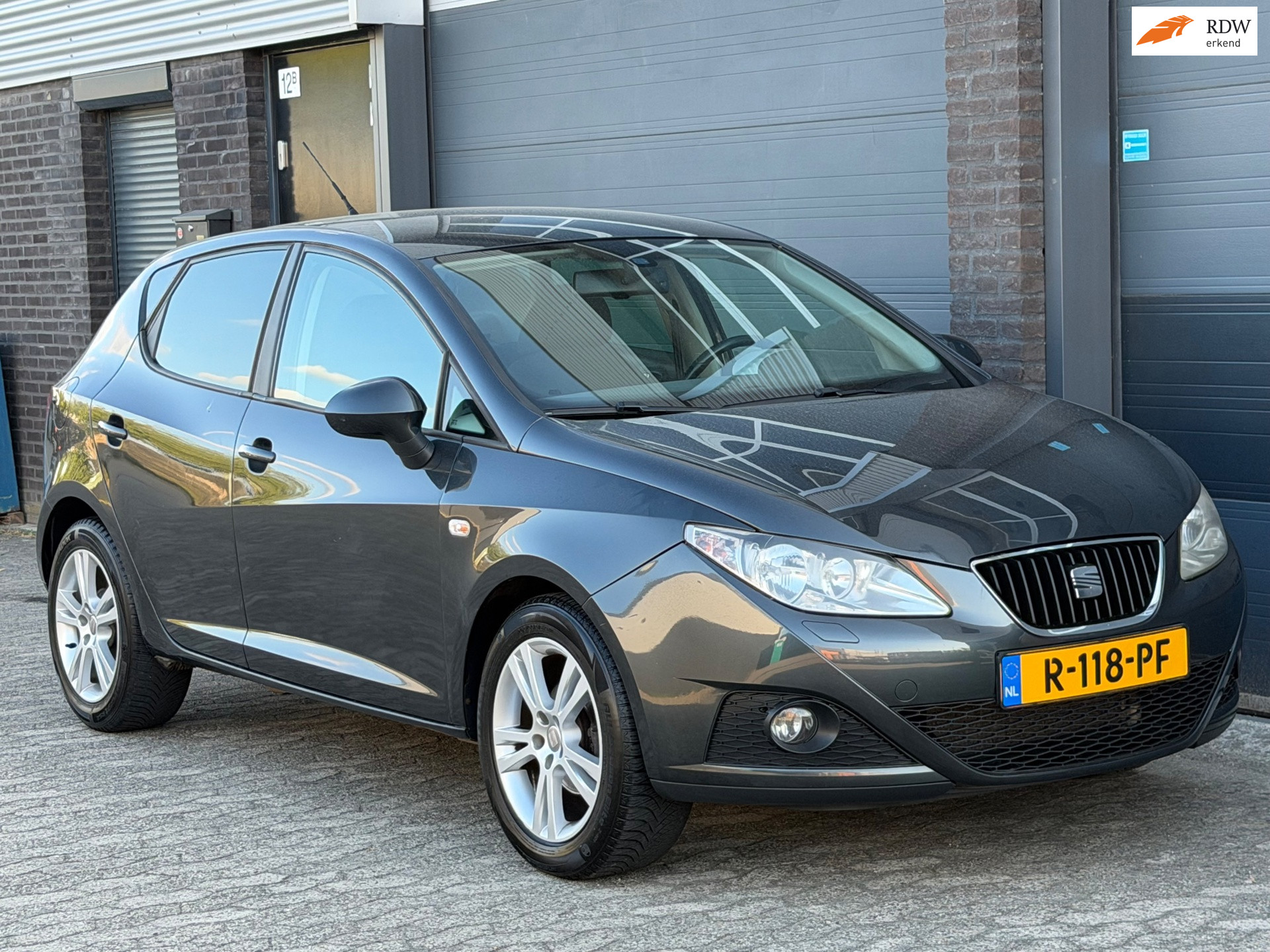 Seat Ibiza 1.2 Style CLIMA CRUISE 5drs apk 2011 - voorkant