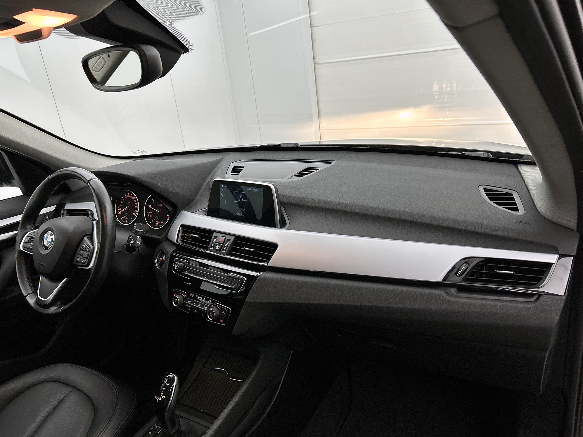 Foto van BMW X1 Sdrive18i