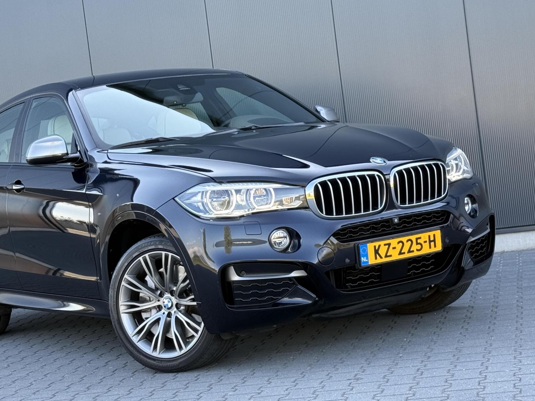 Foto van BMW X6