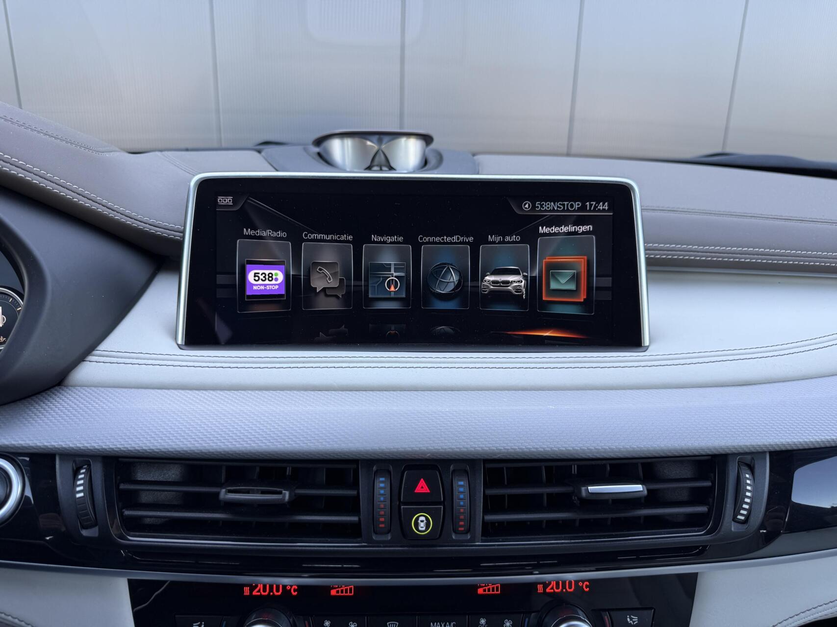 Foto van BMW X6