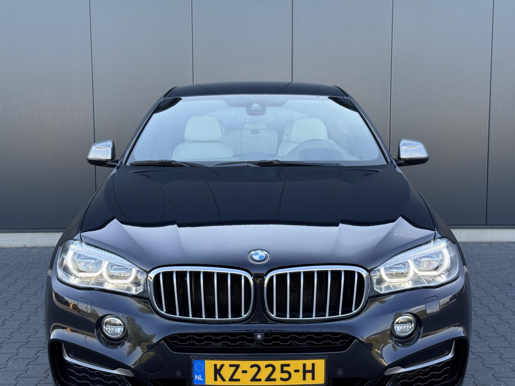 Foto van BMW X6