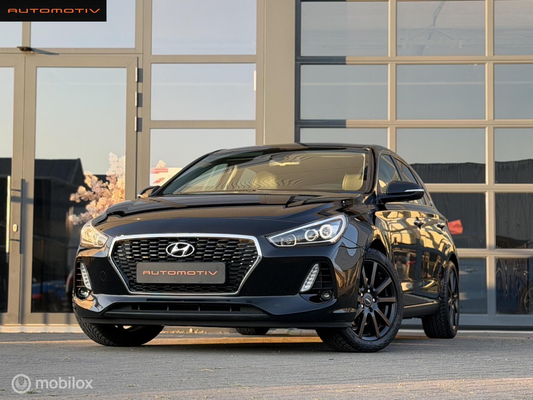 Hyundai I 30 1.0 T-GDI Premium NAP / DAB / CAMERA 2018 - voorkant