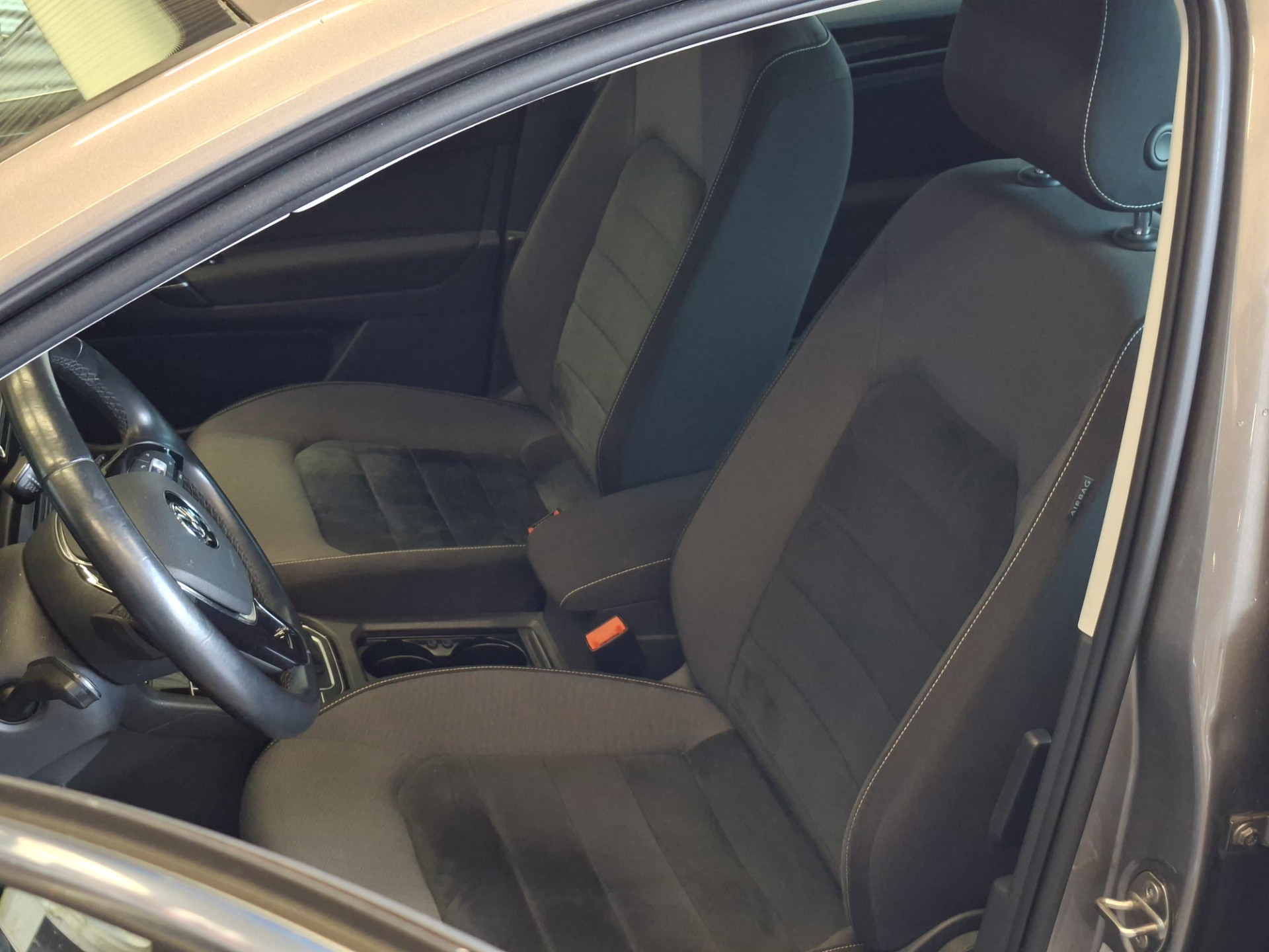 Foto van Volkswagen Golf Sportsvan