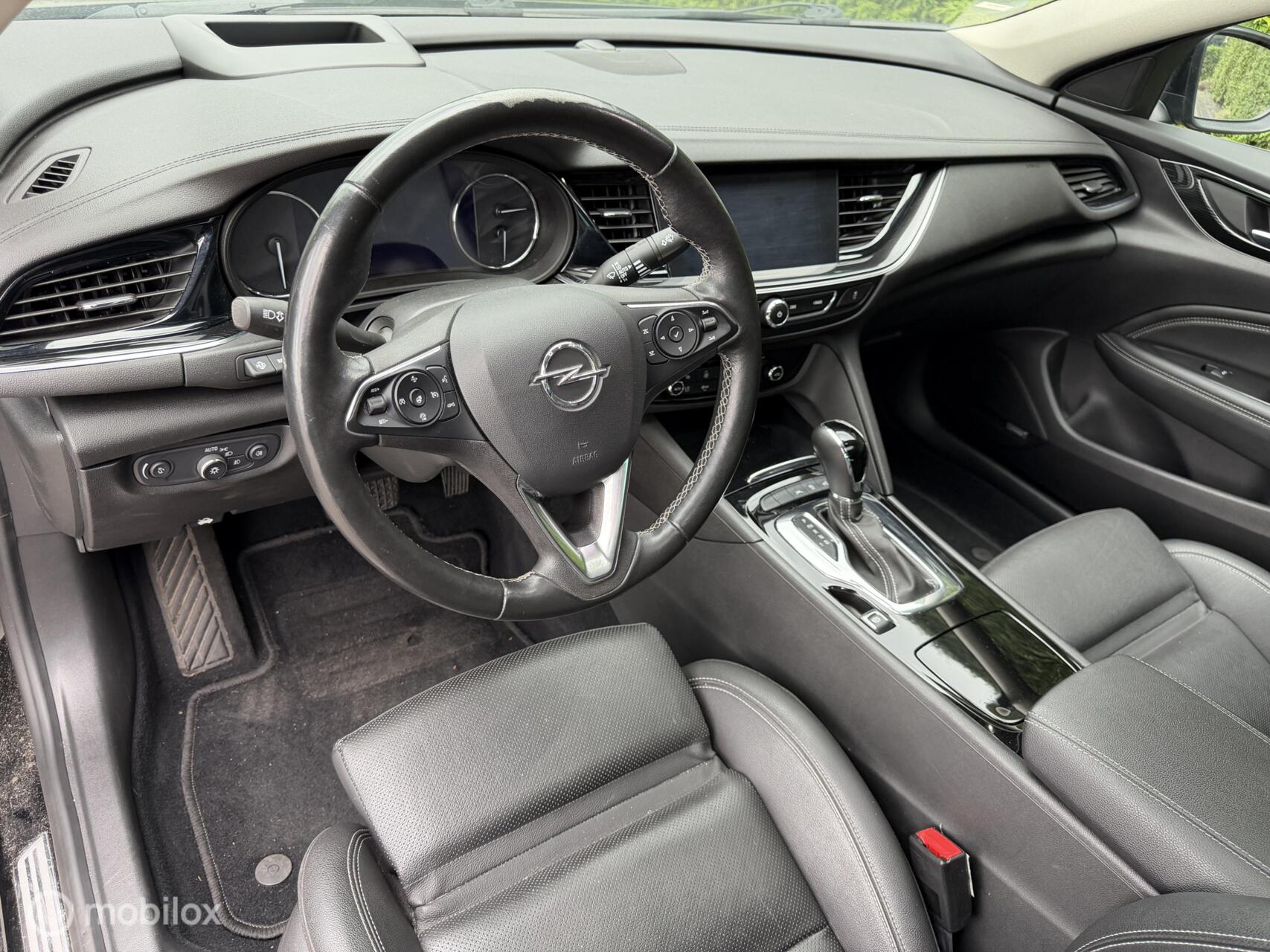 Foto van Opel Insignia Grand Sport