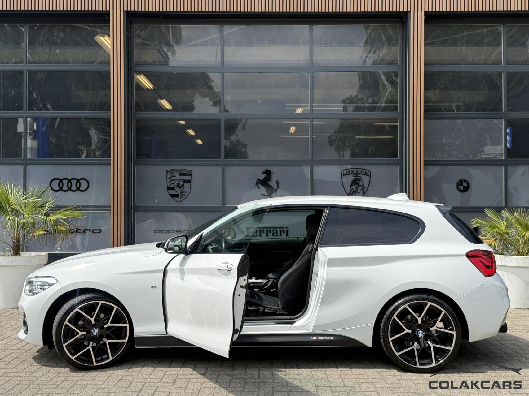 Foto van BMW 118i