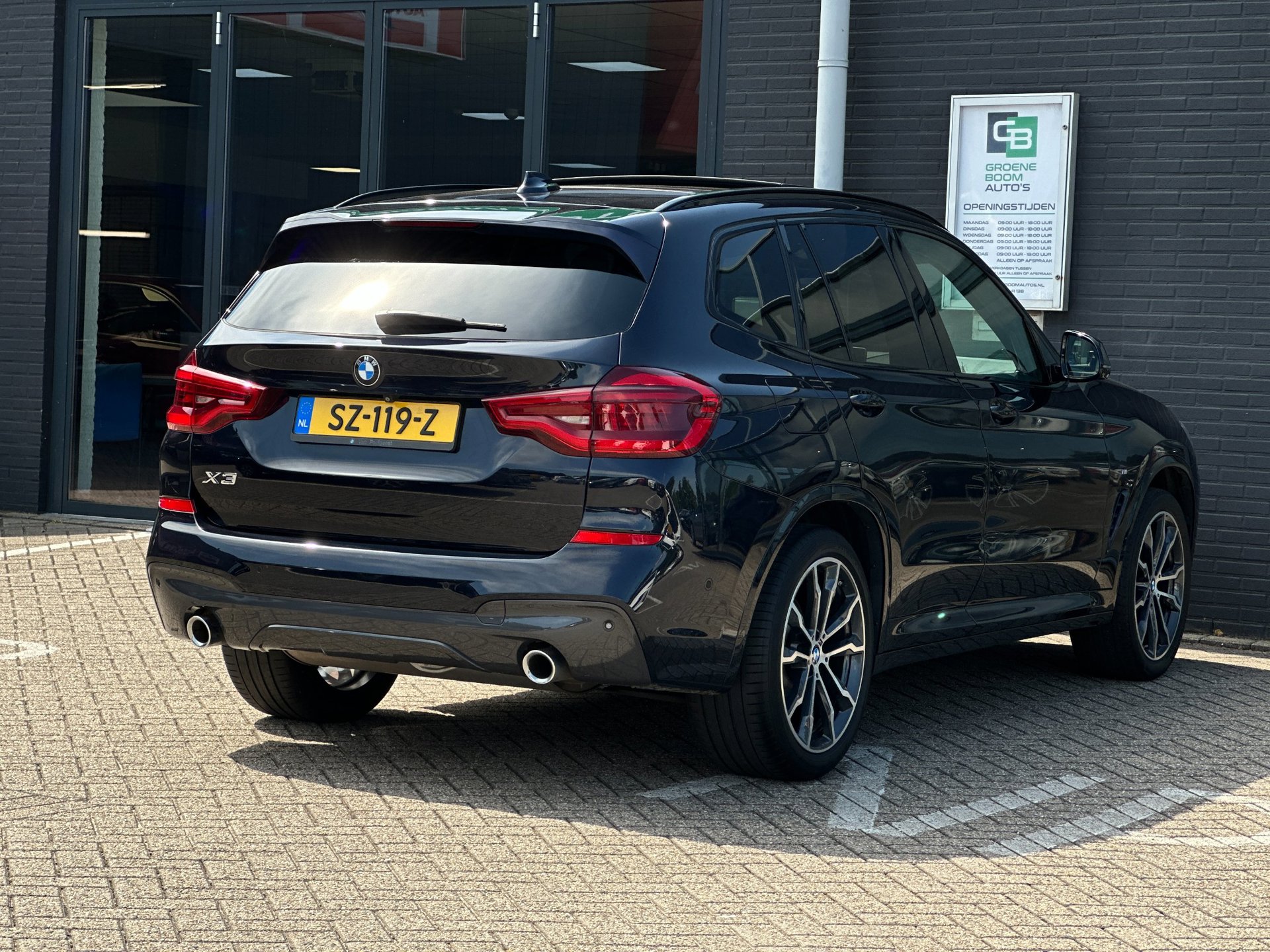 Foto van BMW X3 Xdrive20i