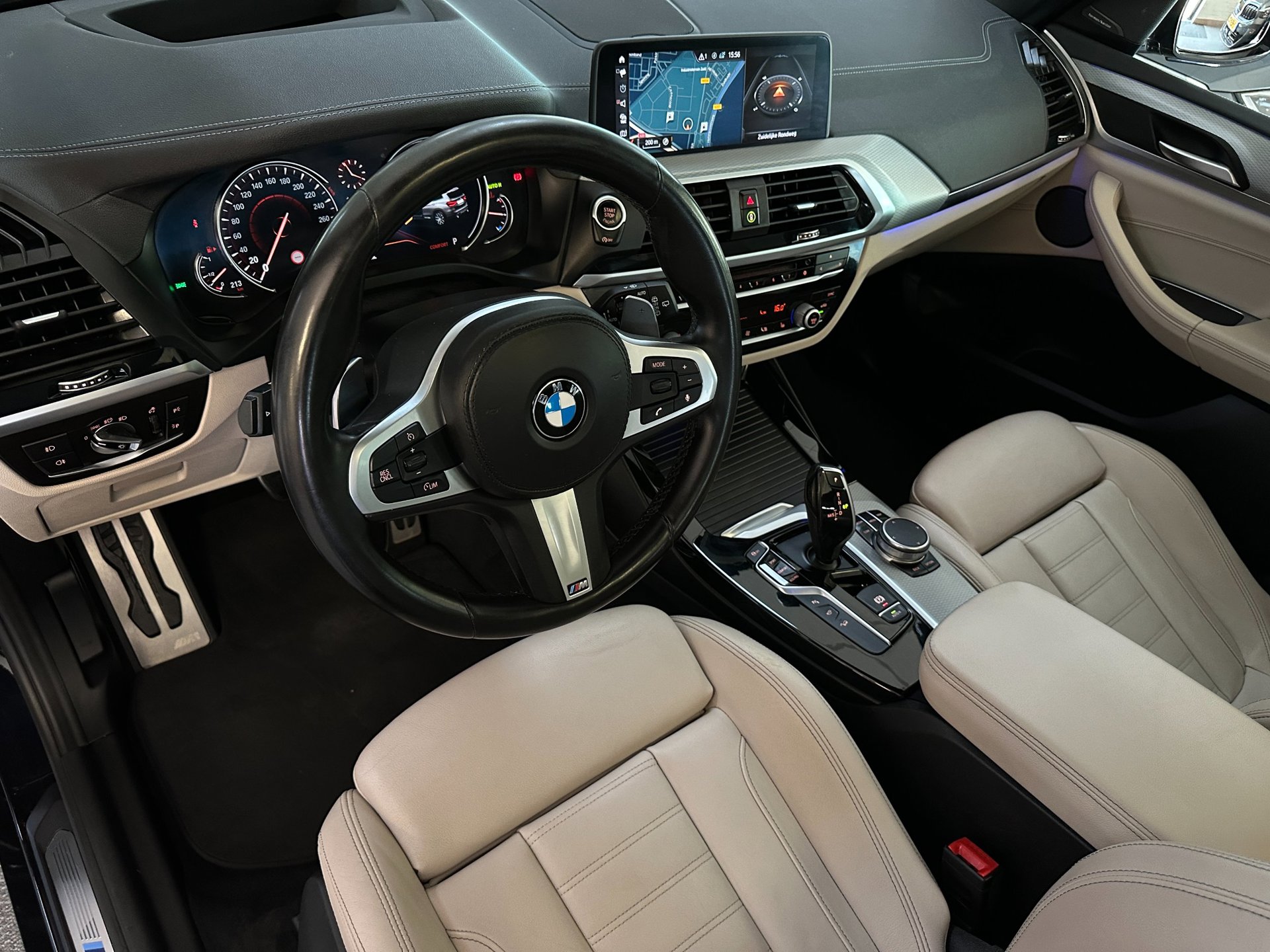 Foto van BMW X3 Xdrive20i