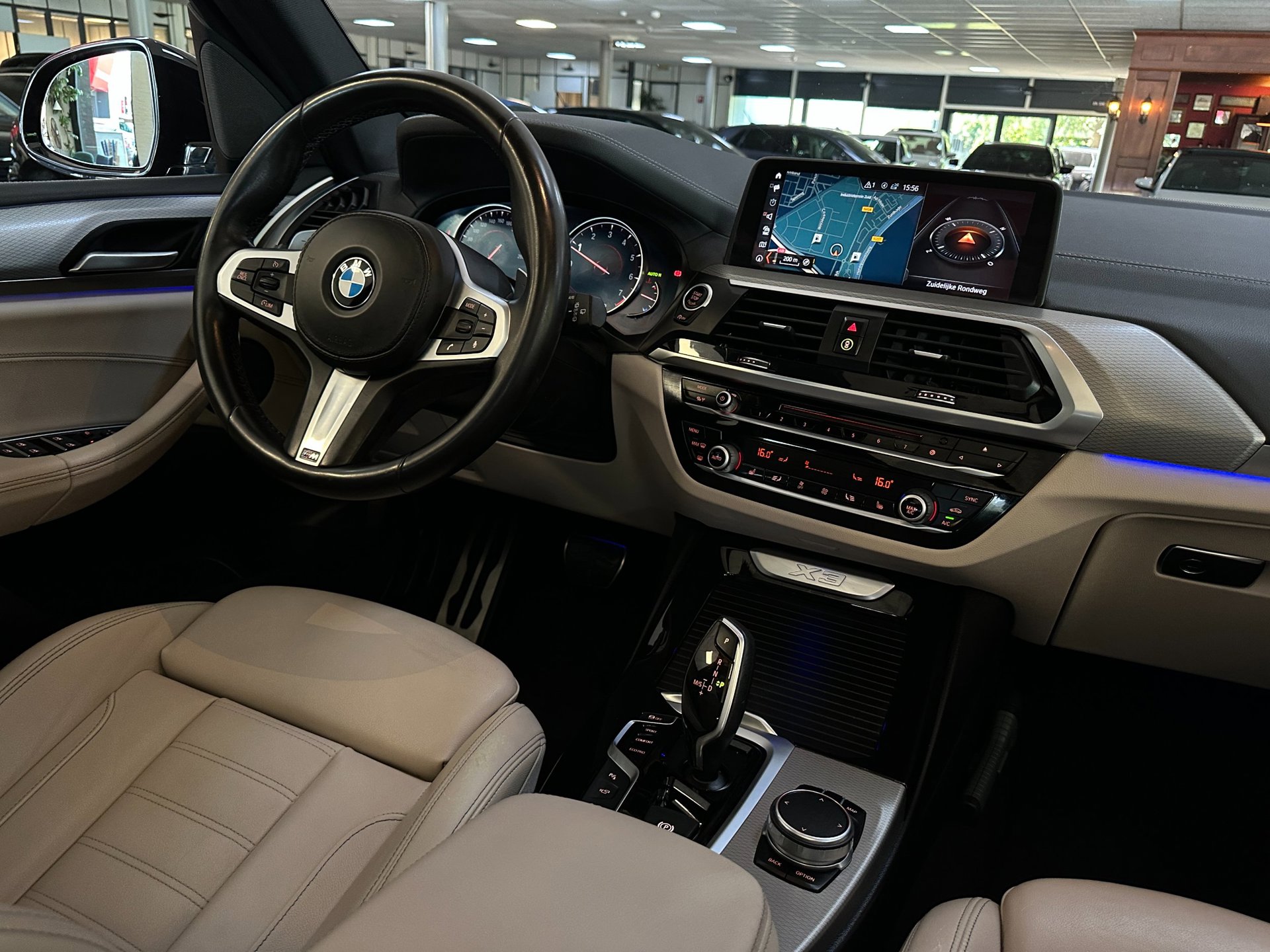 Foto van BMW X3 Xdrive20i