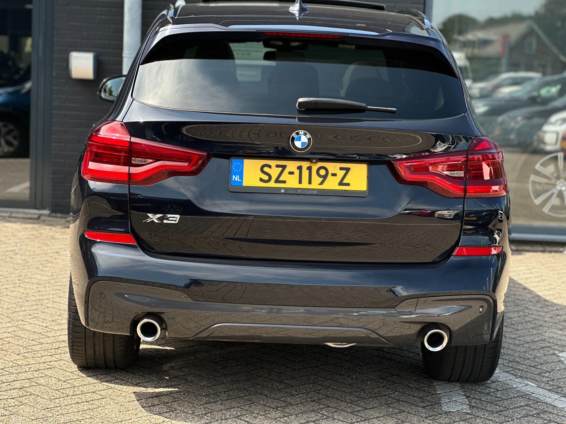 Foto van BMW X3 Xdrive20i